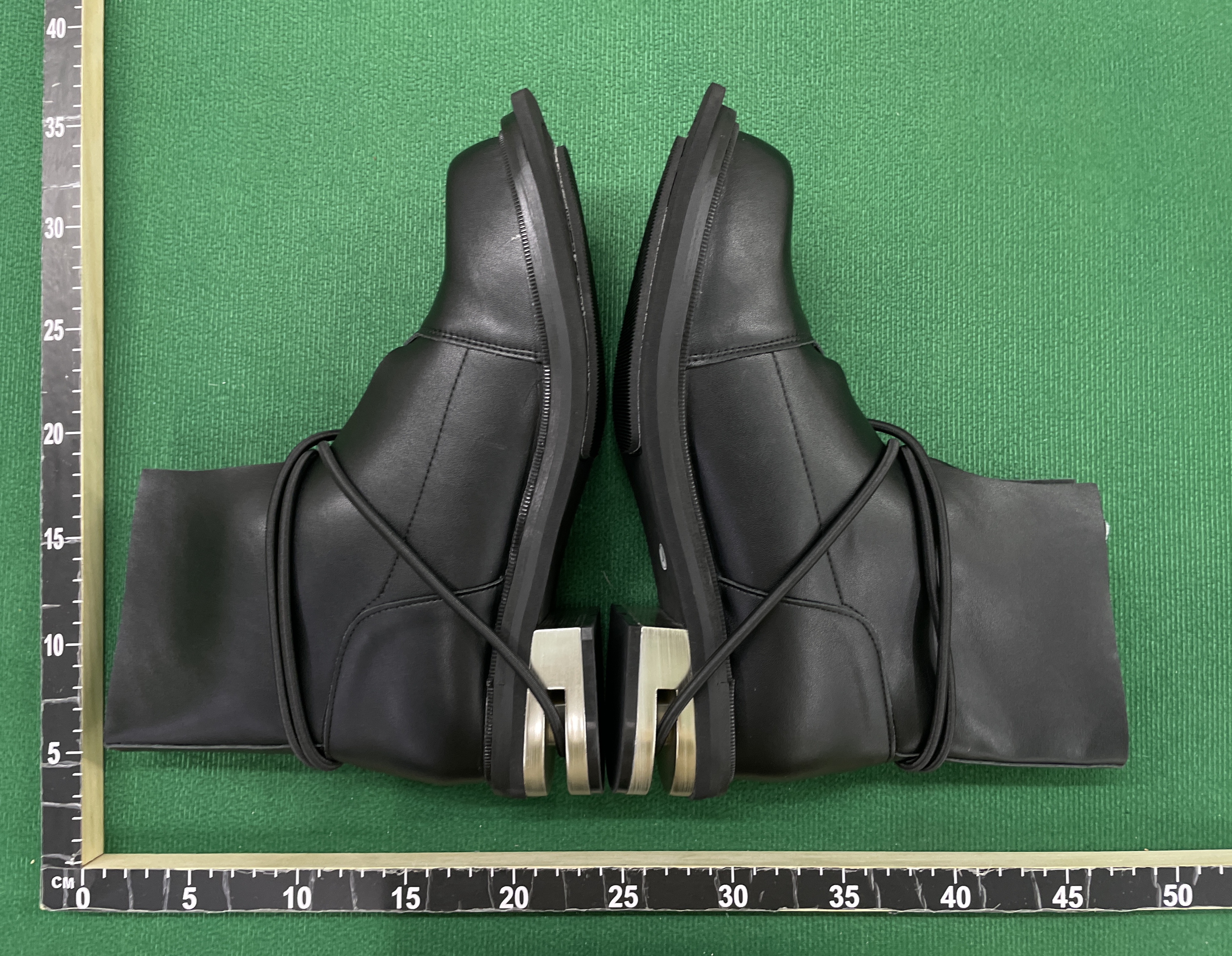 Botas — foto QC 2 de 27