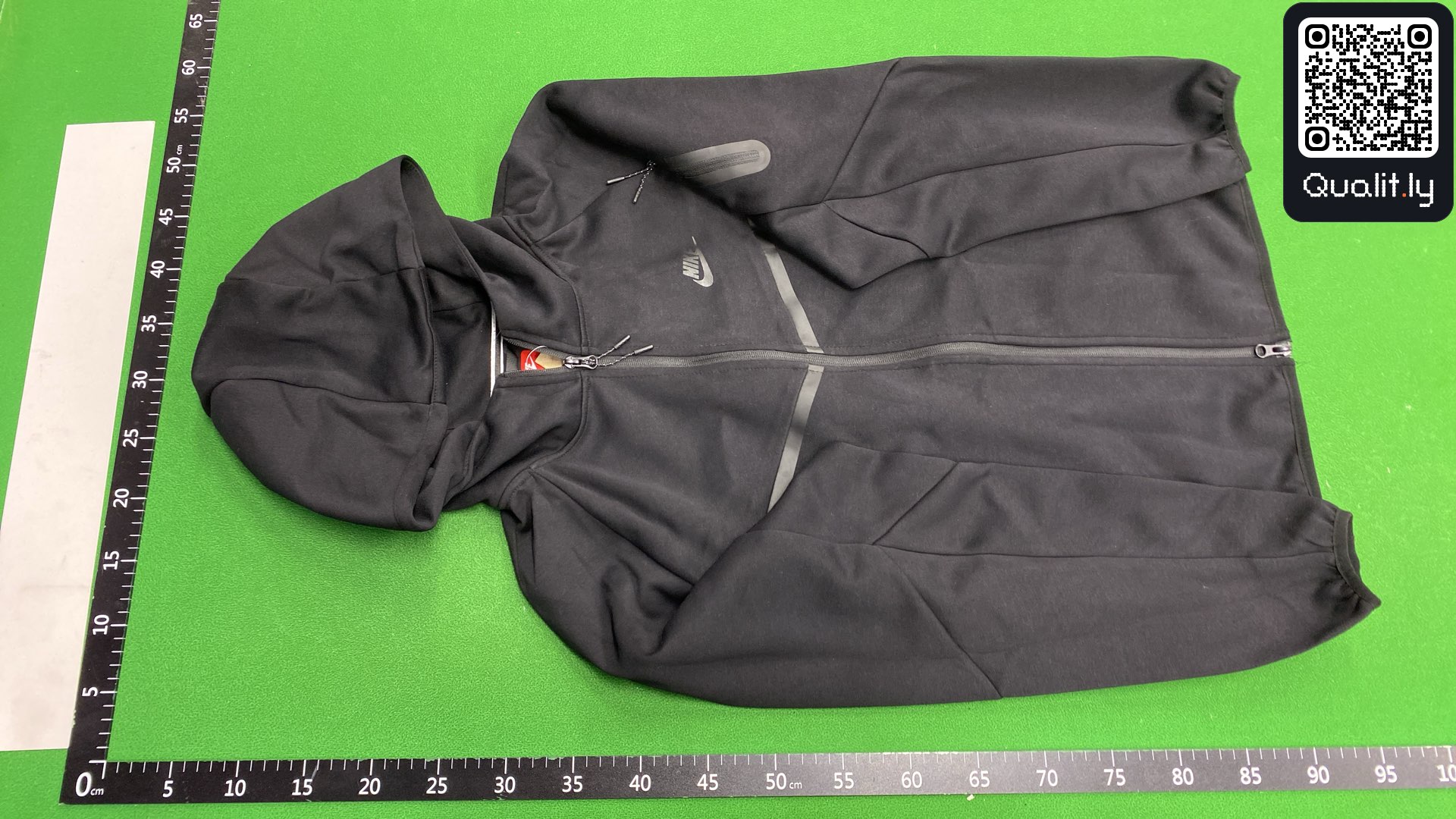 夹克 QC 照片 2 / 85