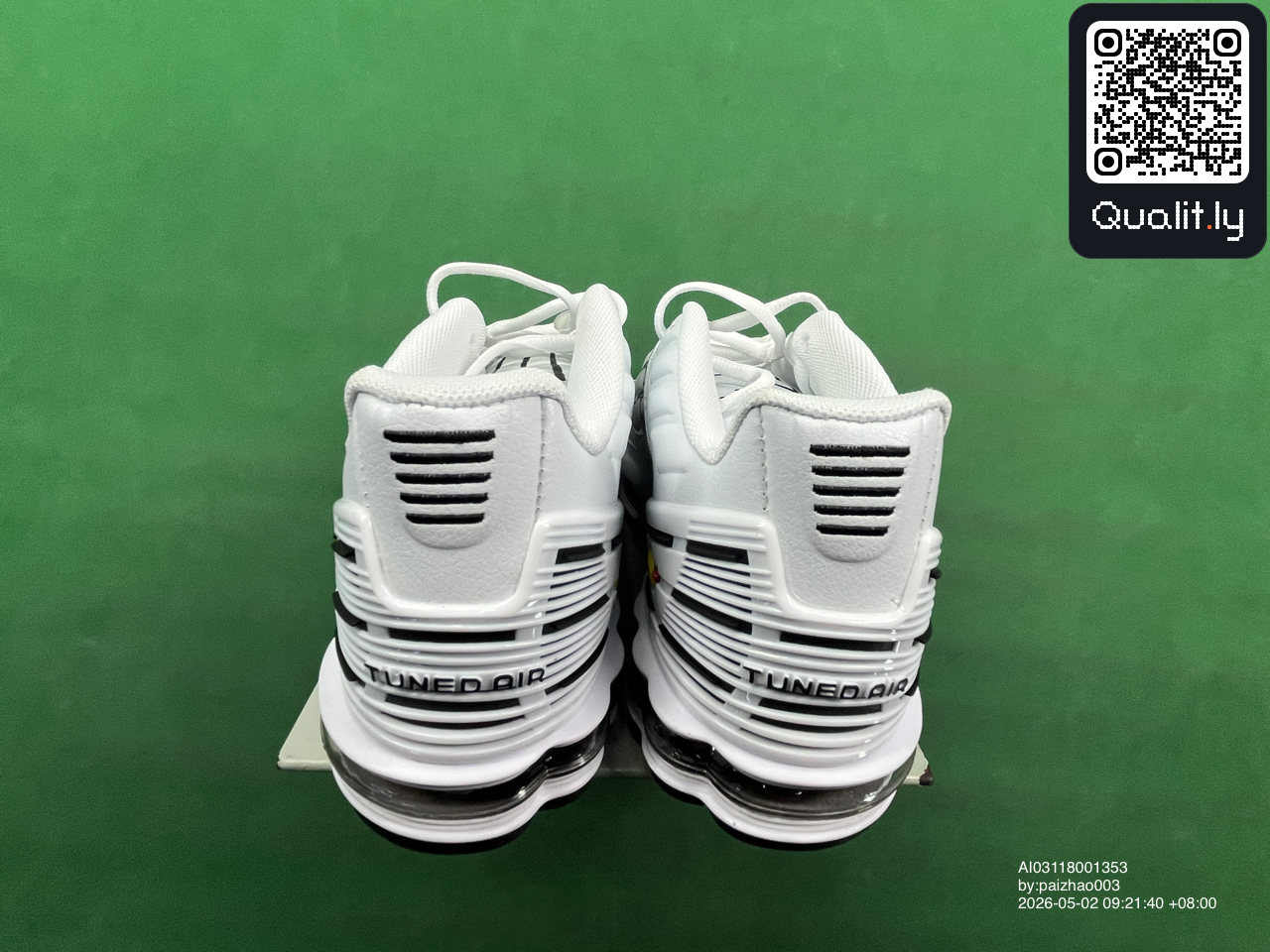 Sneaker — QC-Foto 3 von 40