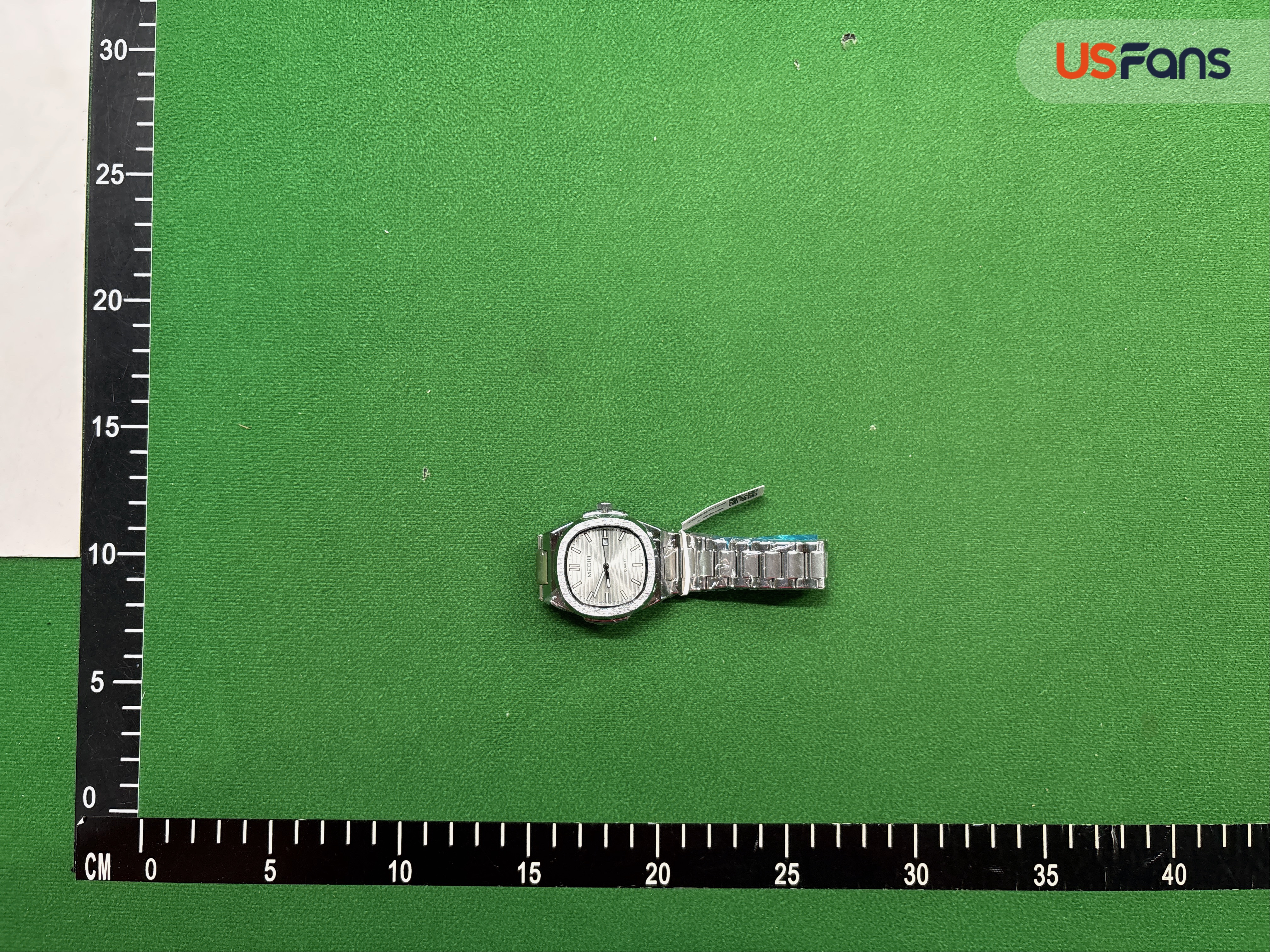 Montre — photo QC 1 sur 3