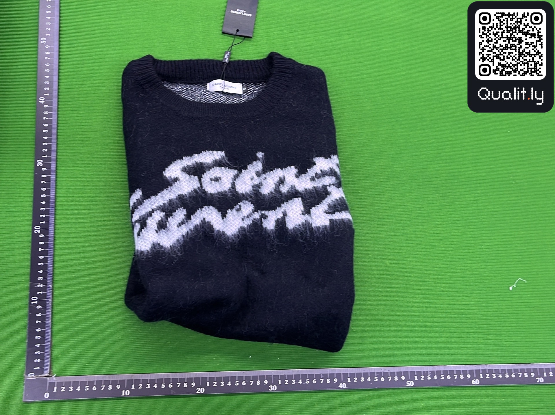 Sweater QC photo 1 of 8