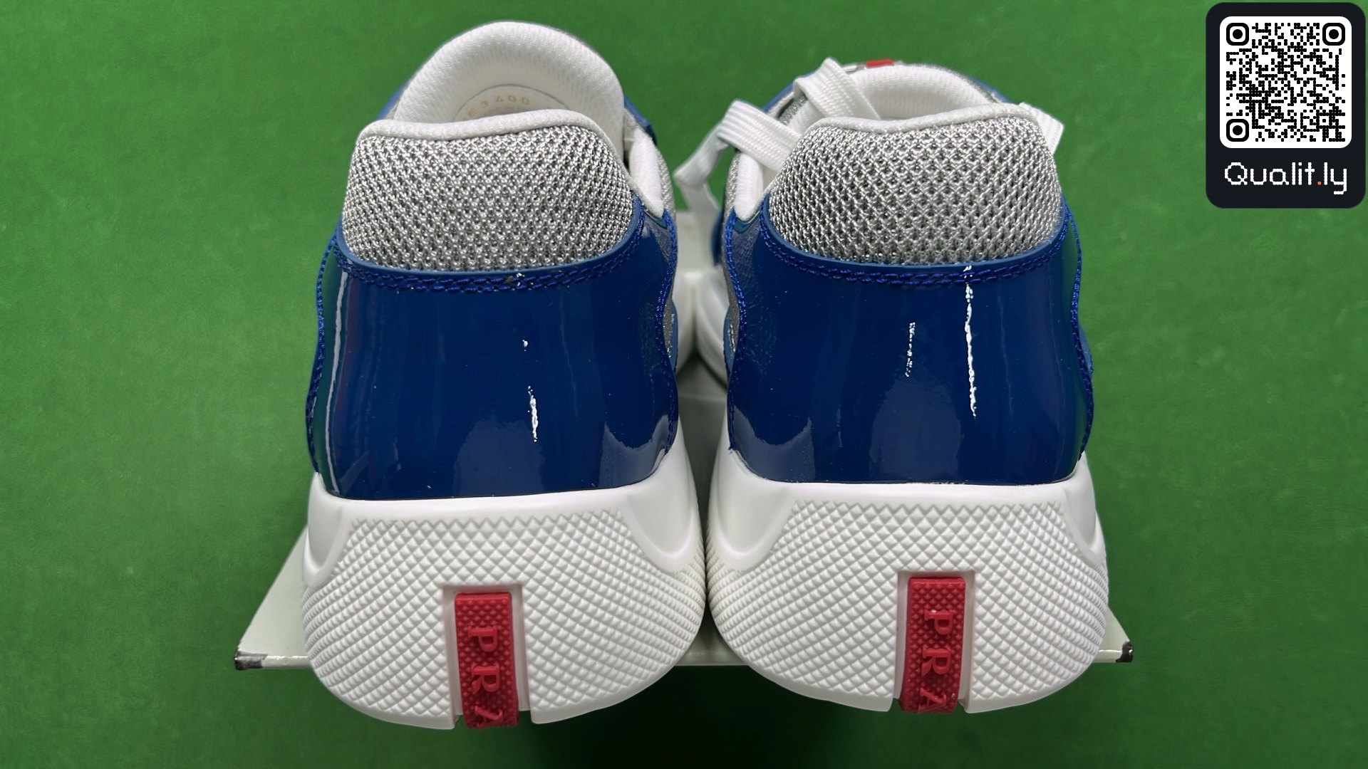 Sneakers QC photo 3 of 18