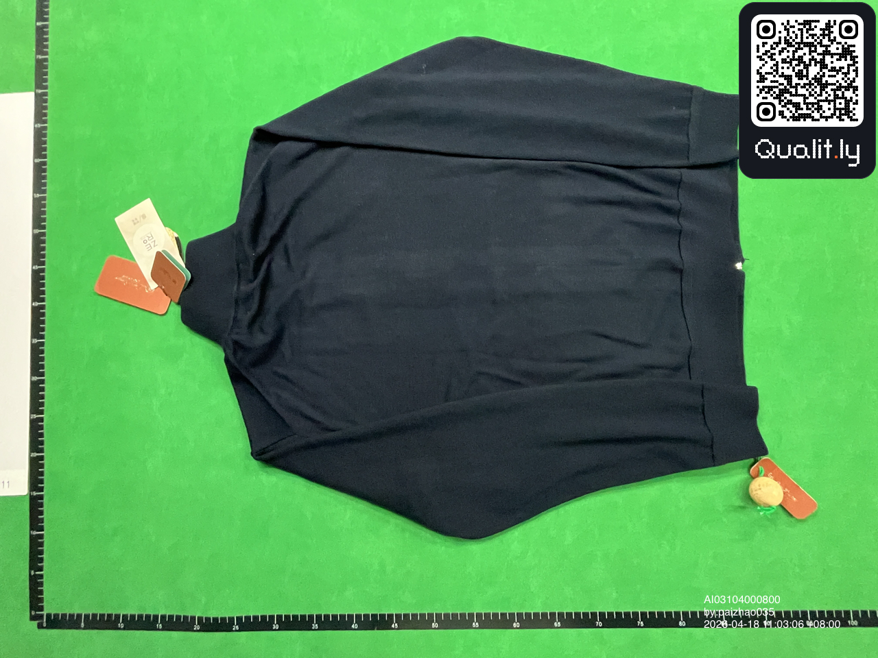Sweater QC photo 2 of 16