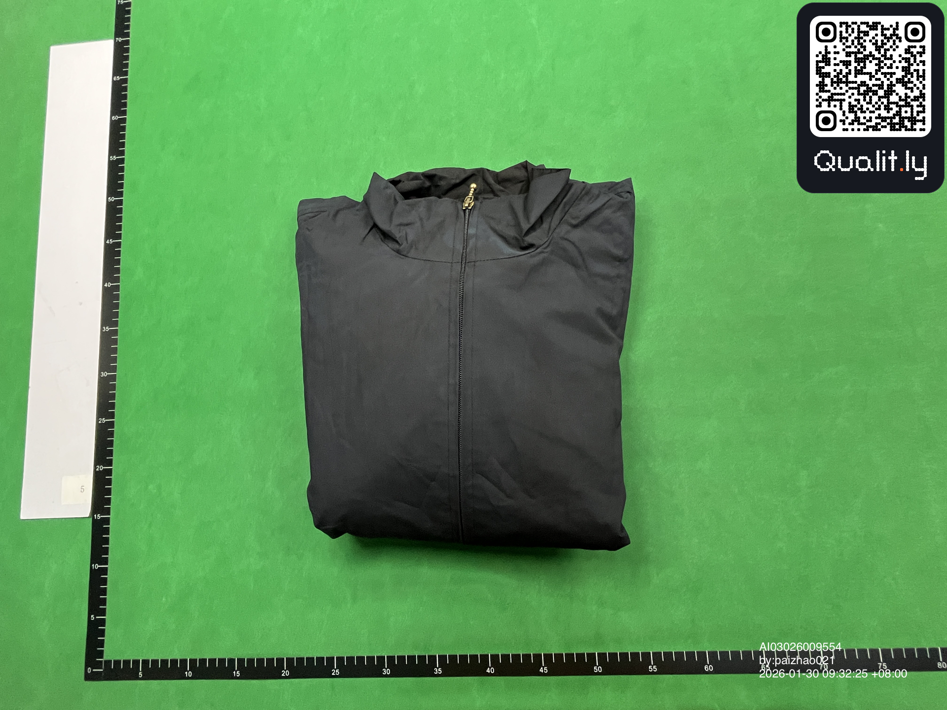 Veste — photo QC 1 sur 8