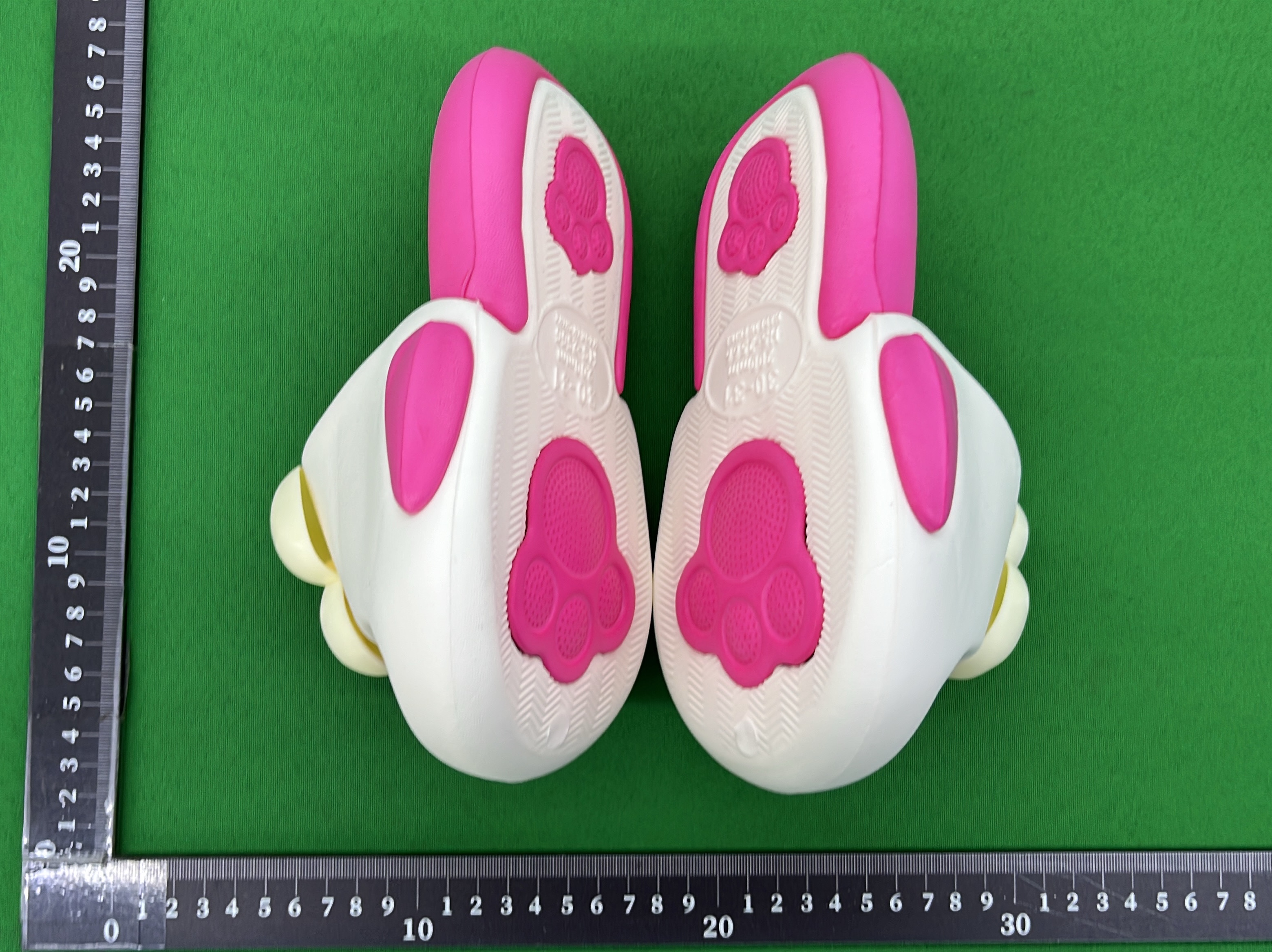 拖鞋 QC 照片 3 / 27