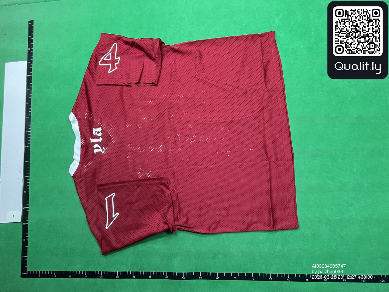Camiseta — foto QC 1 de 14