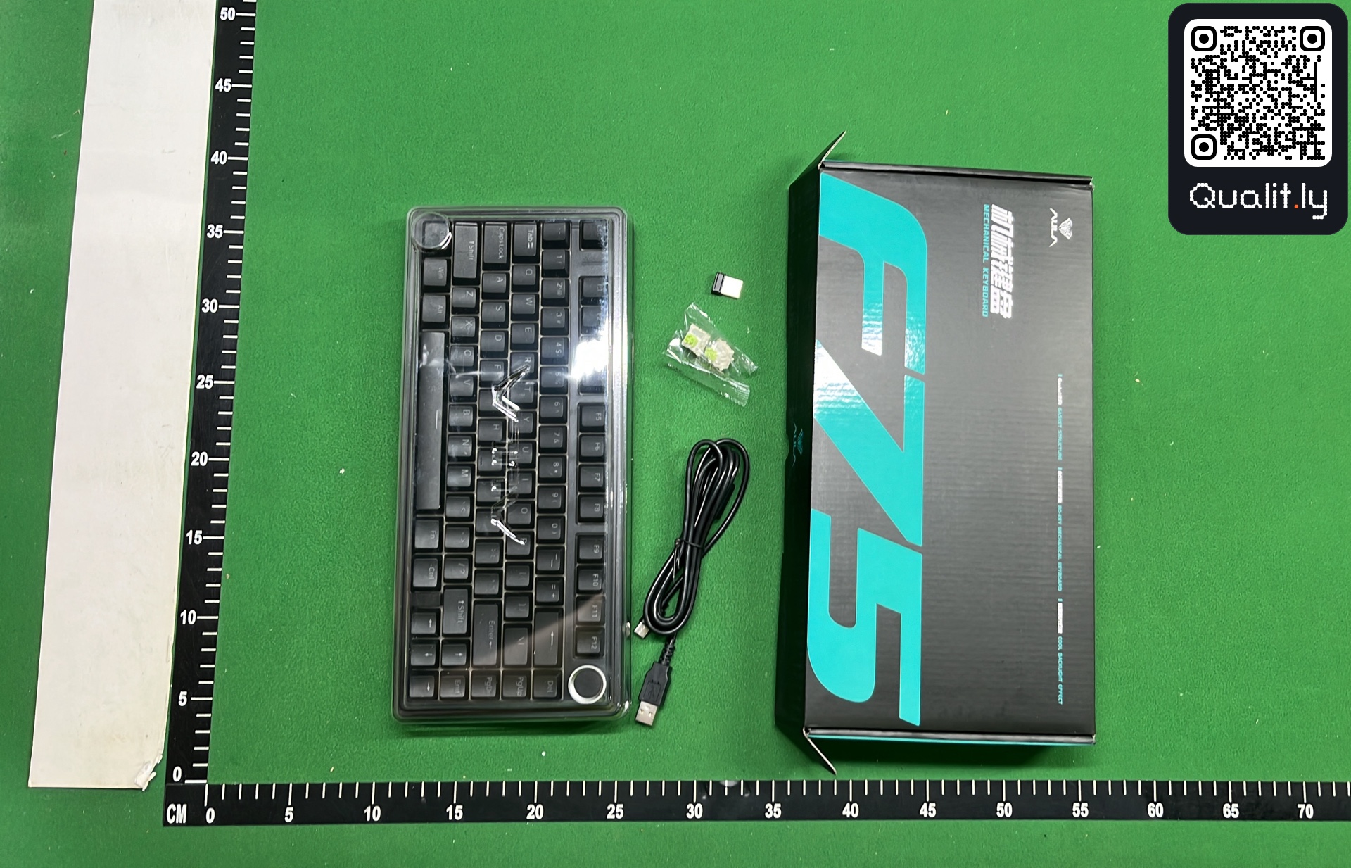 Foto QC 3 de 9