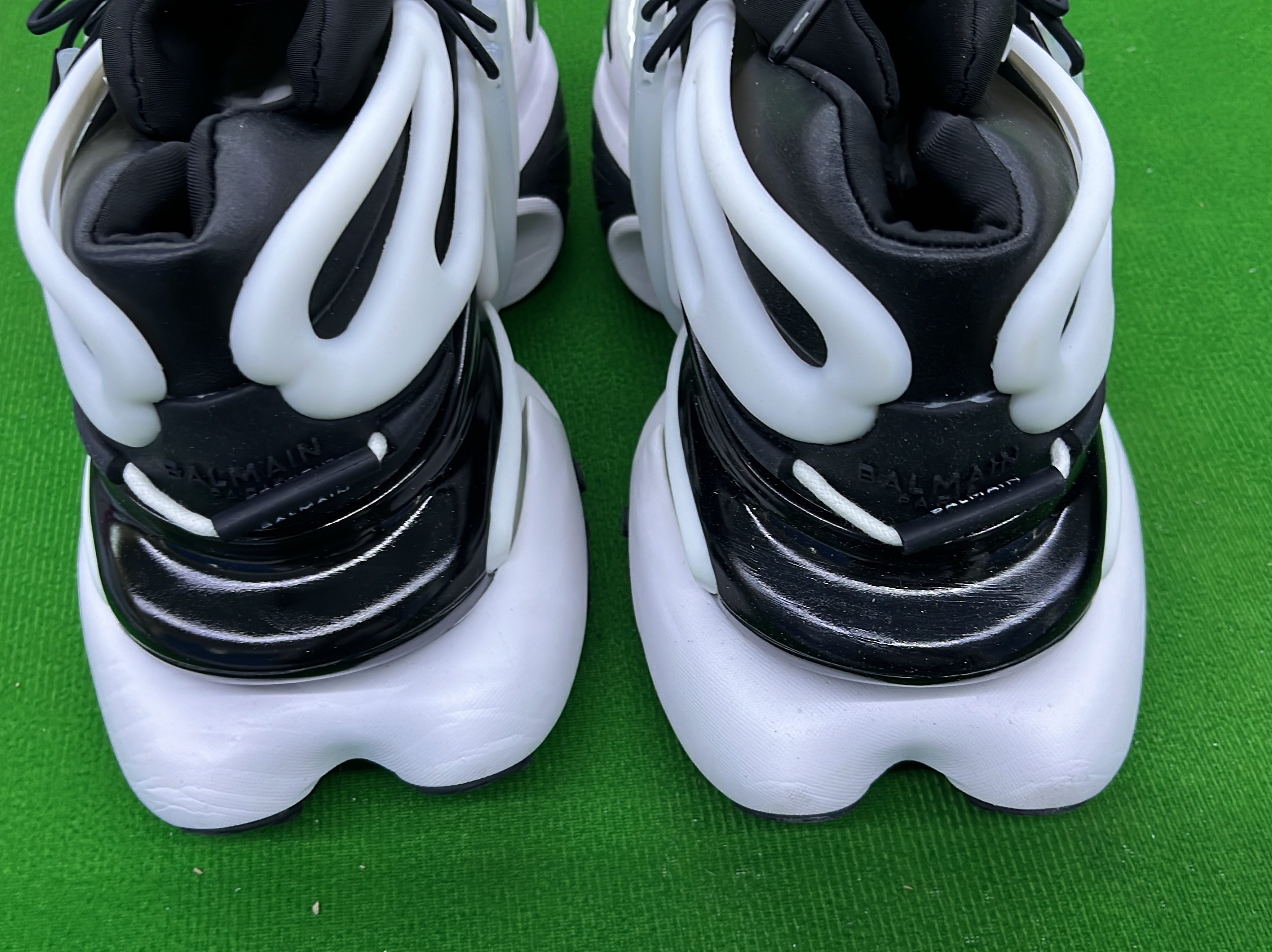 Sneakersy — zdjęcie QC 2 z 6