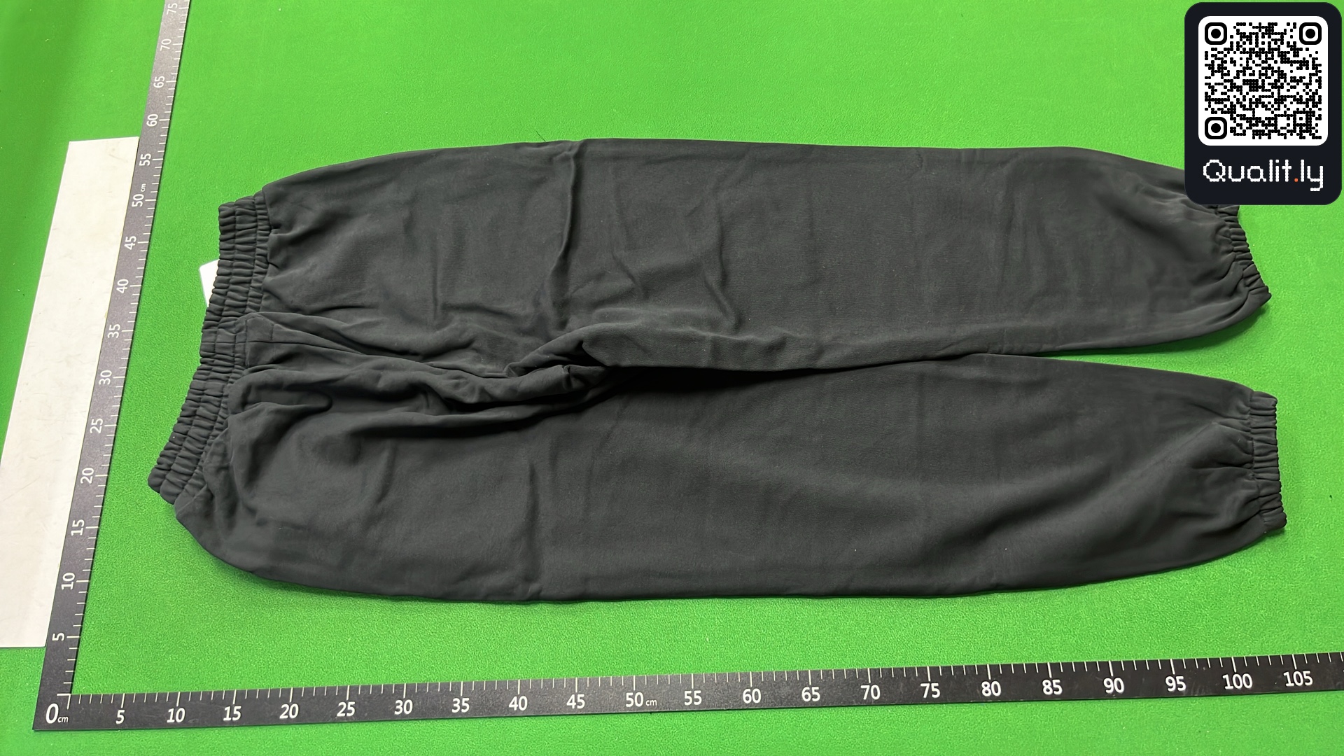 Pantaloni — foto QC 3 di 8