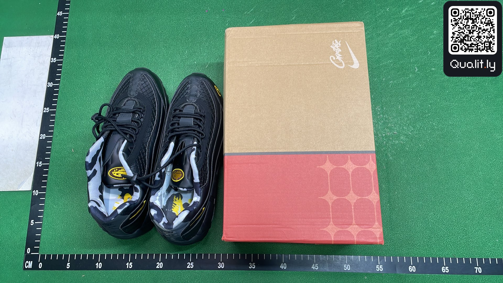Sneaker — QC-Foto 1 von 24