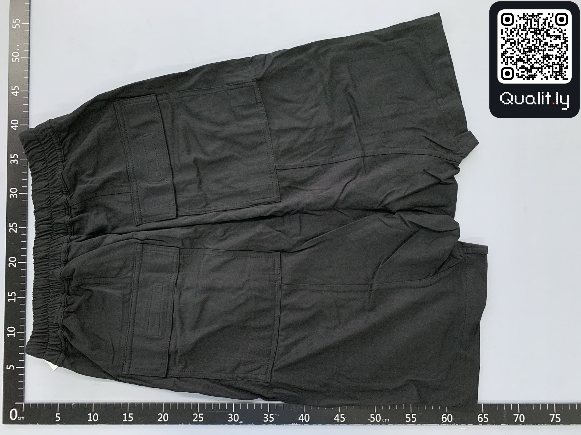 Pantalón corto — foto QC 2 de 4