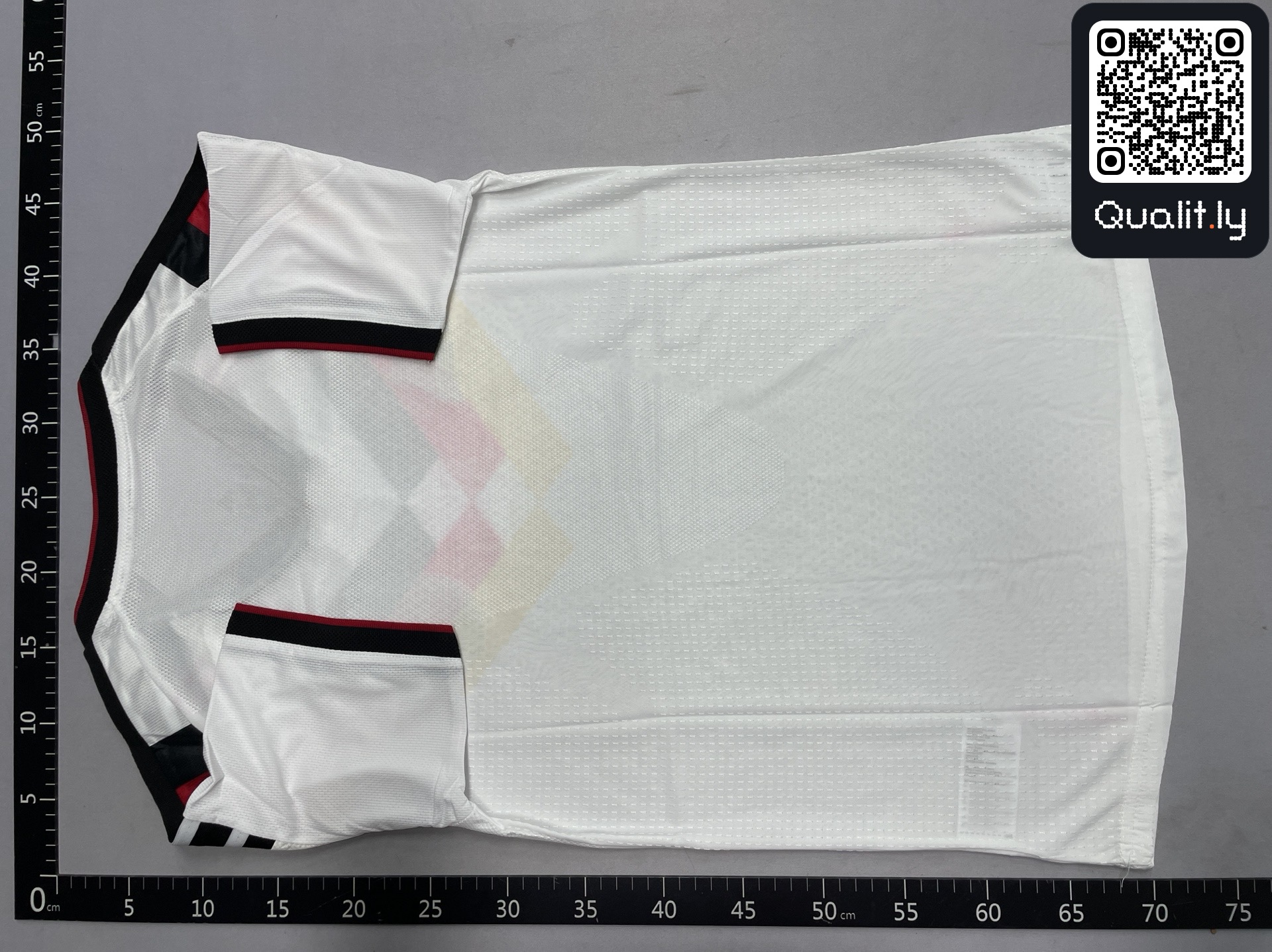 QC photo 1 of 156