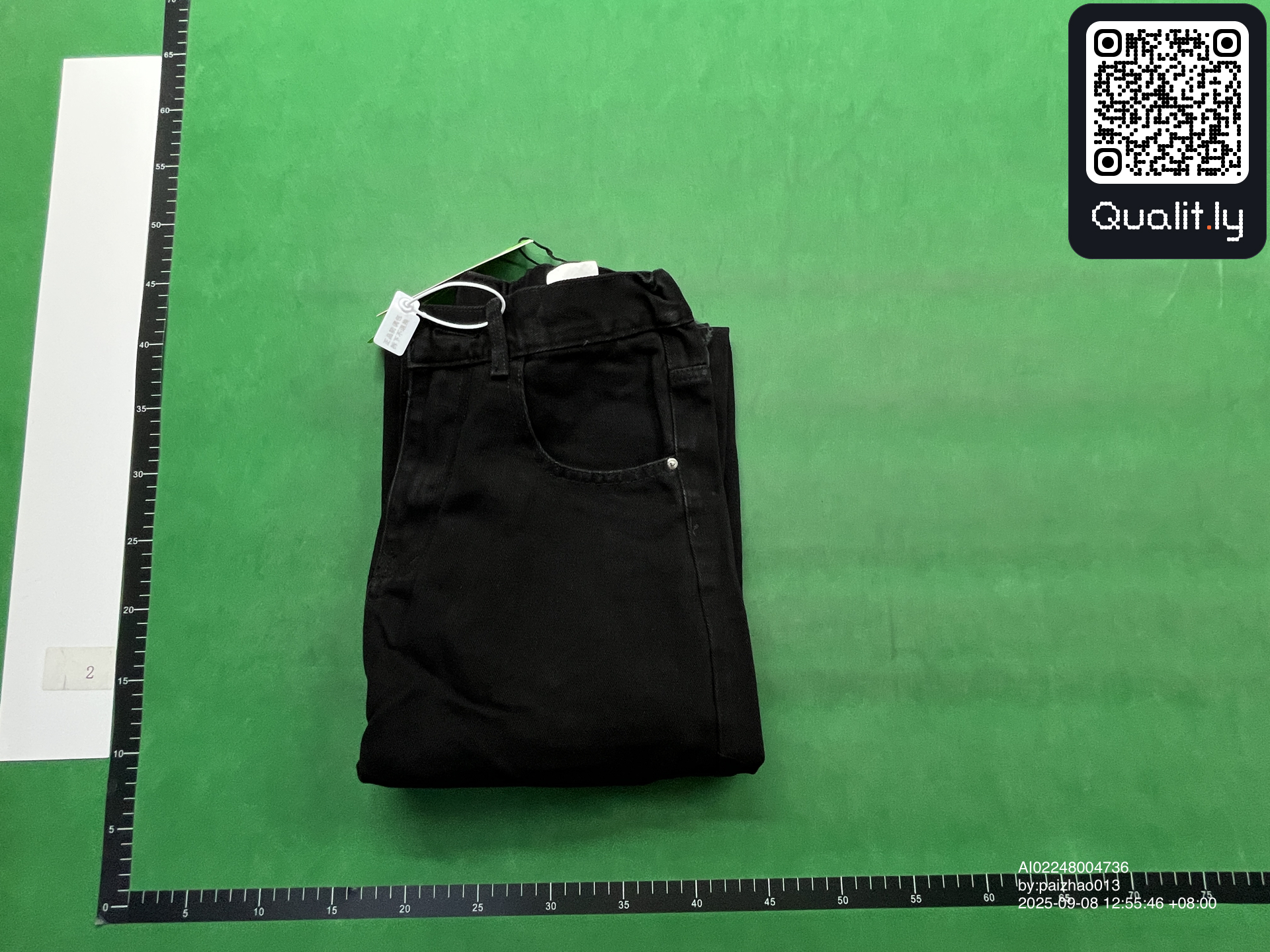 Jeans QC photo 1 of 8