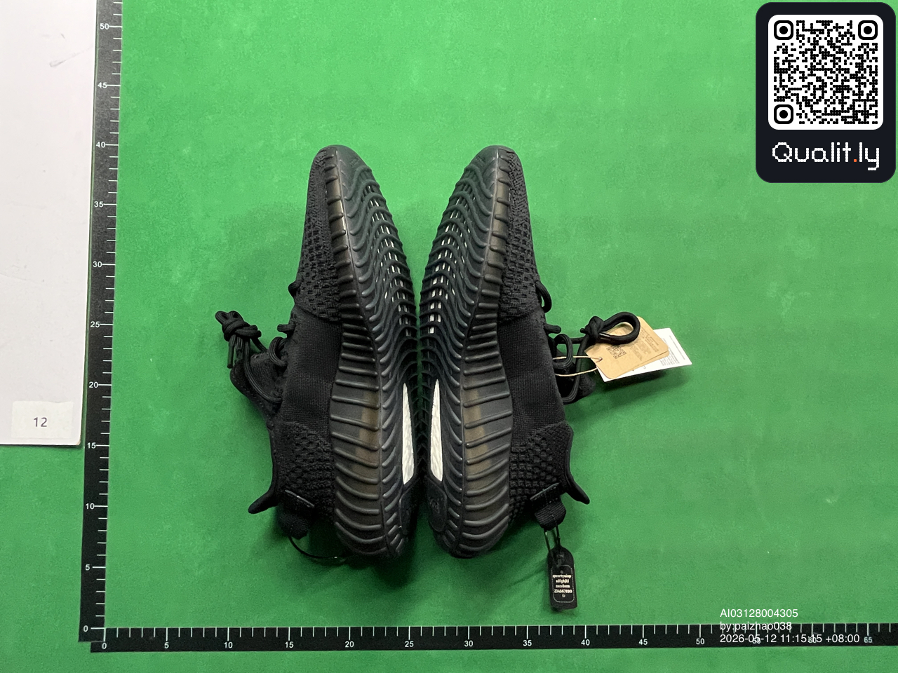 球鞋 QC 照片 1 / 66