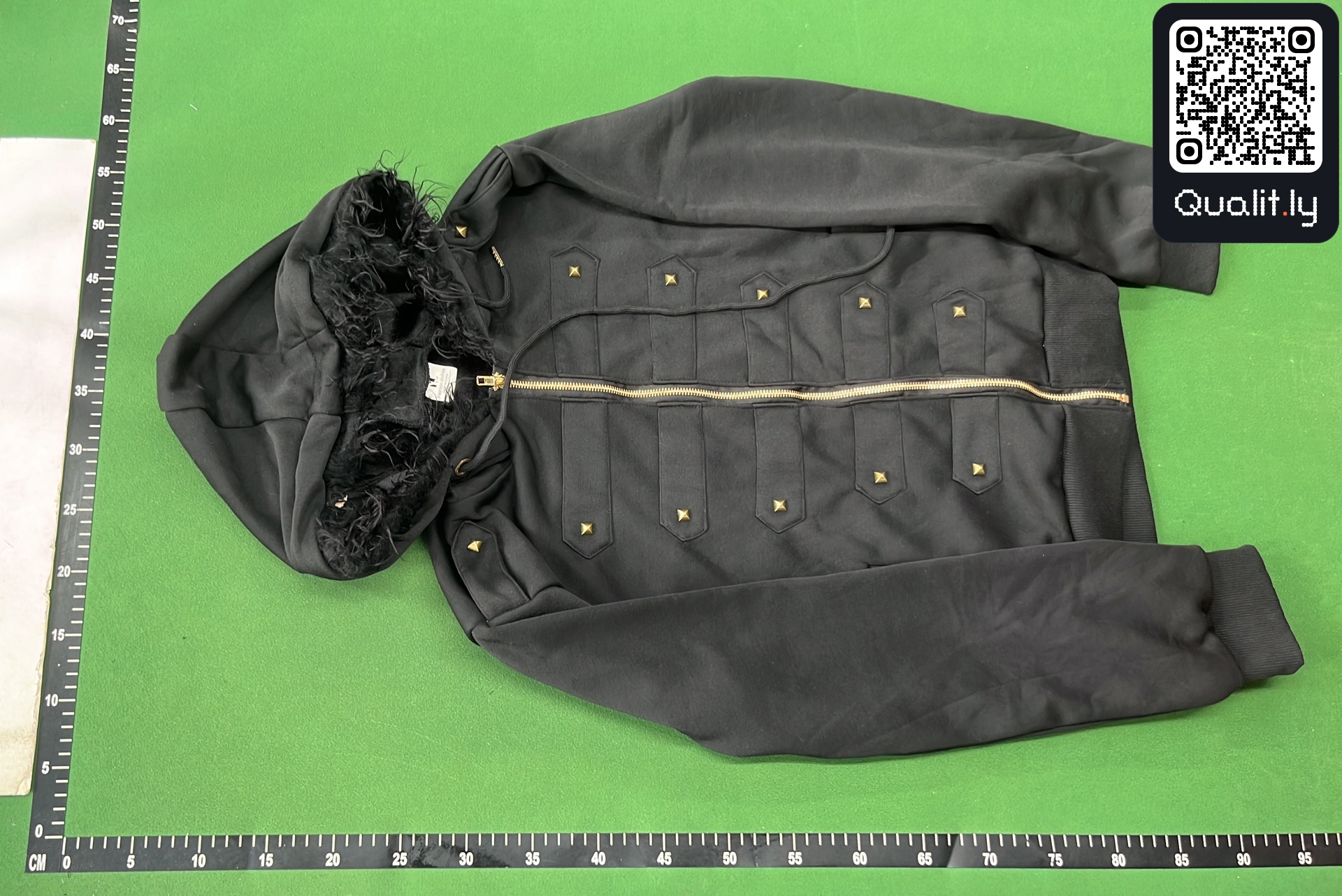 Hoodie — QC-foto 2 av 4