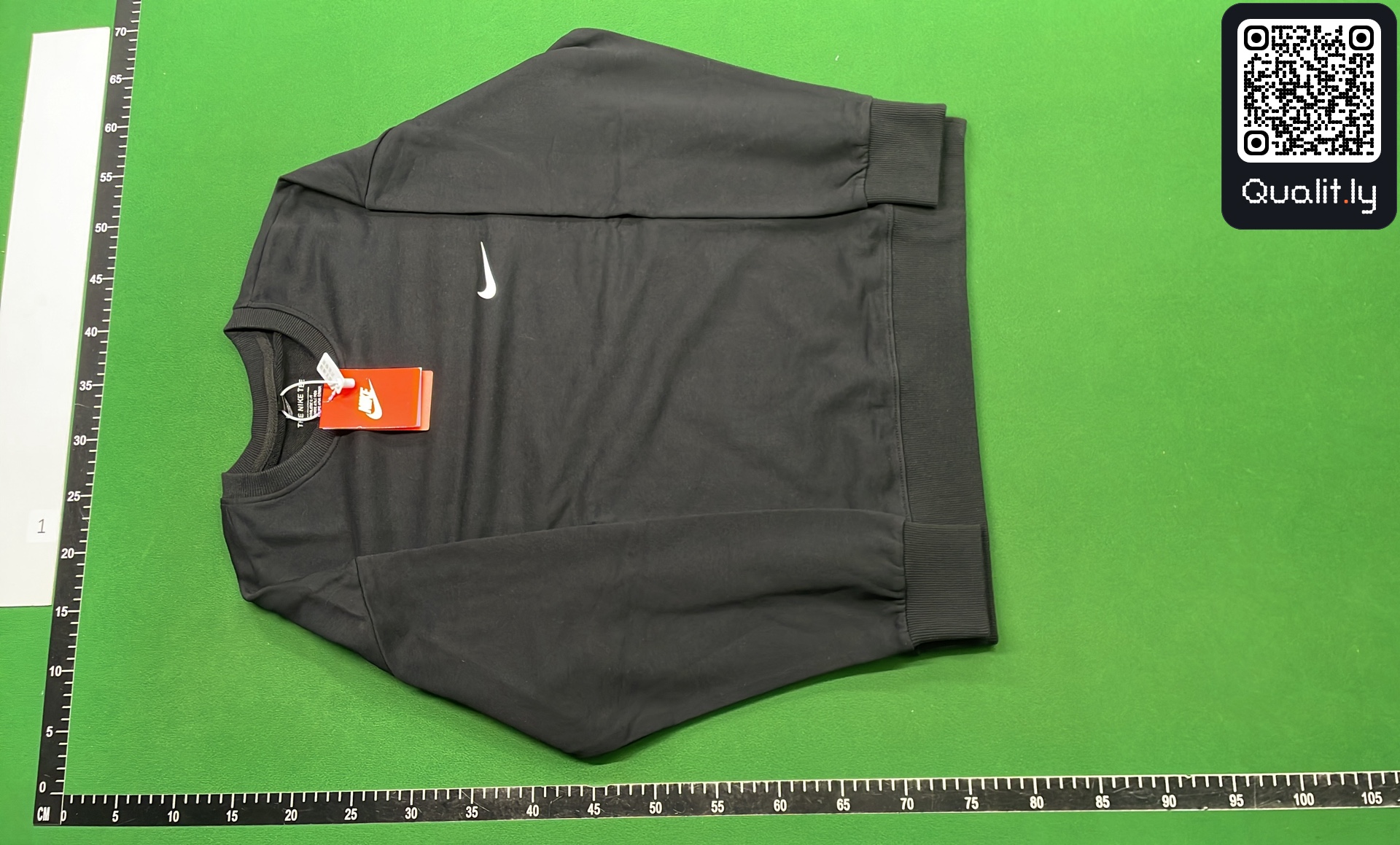 Sweater — QC-foto 2 van 4