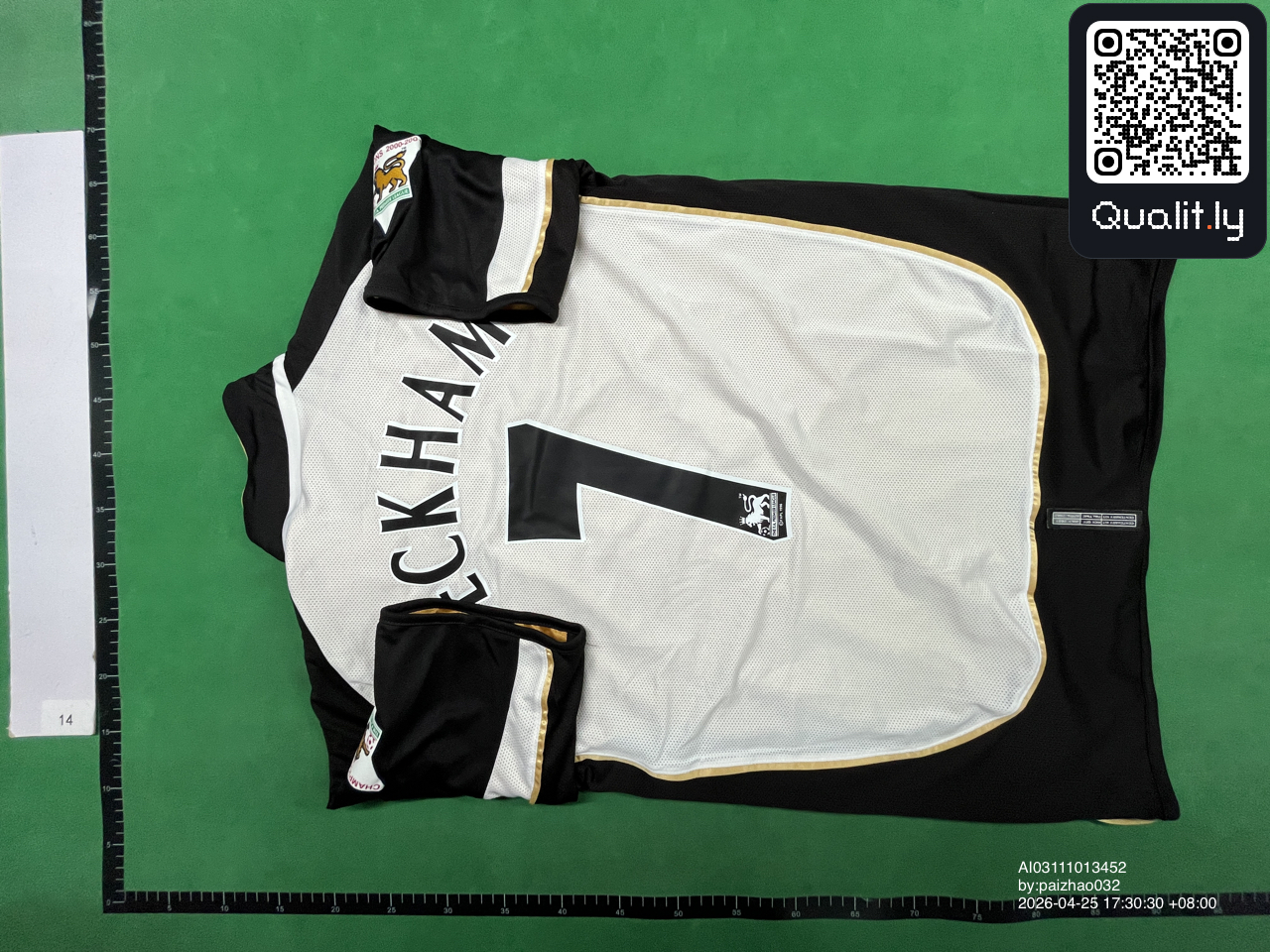 T-shirt — photo QC 2 sur 4