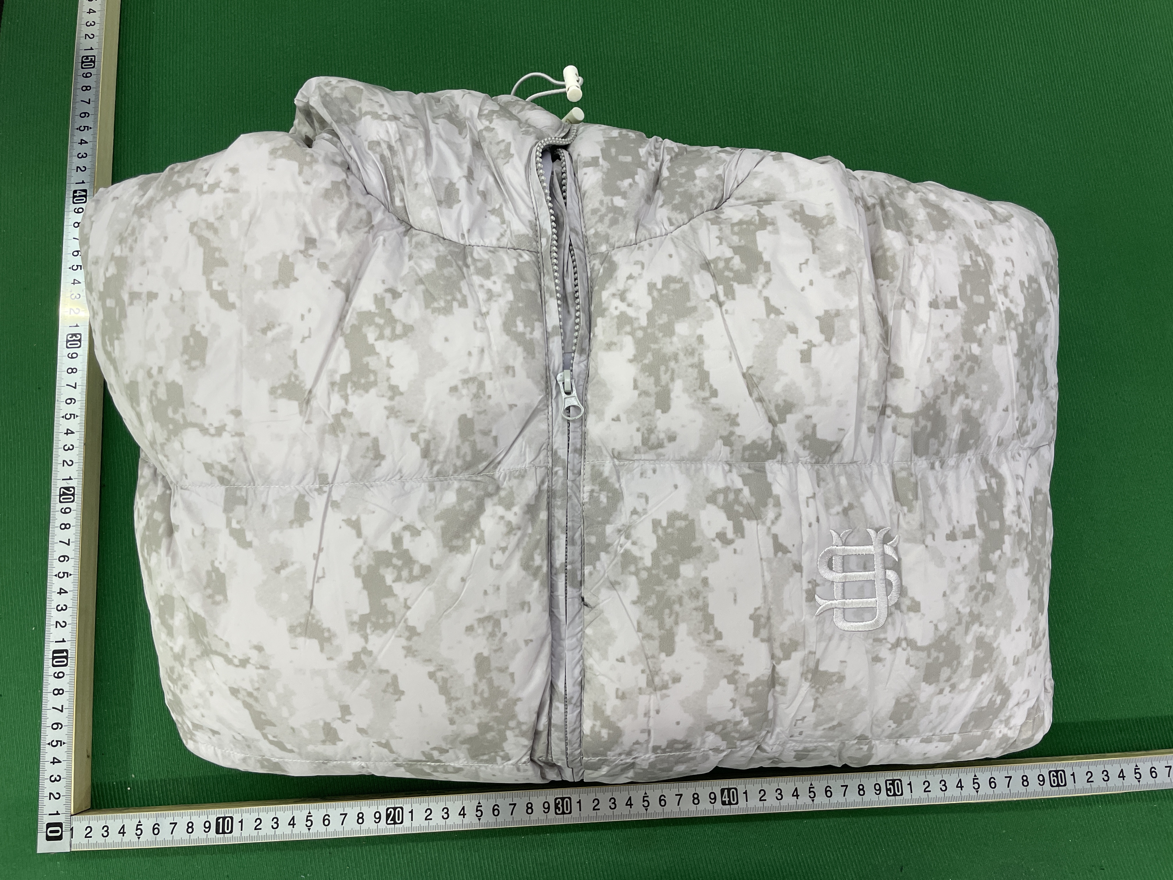 Hoodie QC photo 1 of 9
