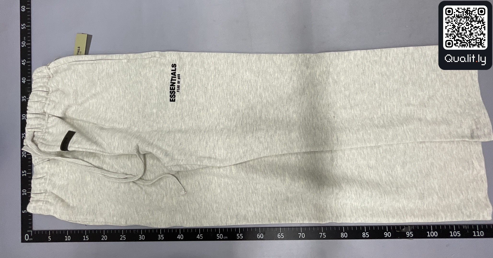 Pants QC photo 2 of 22