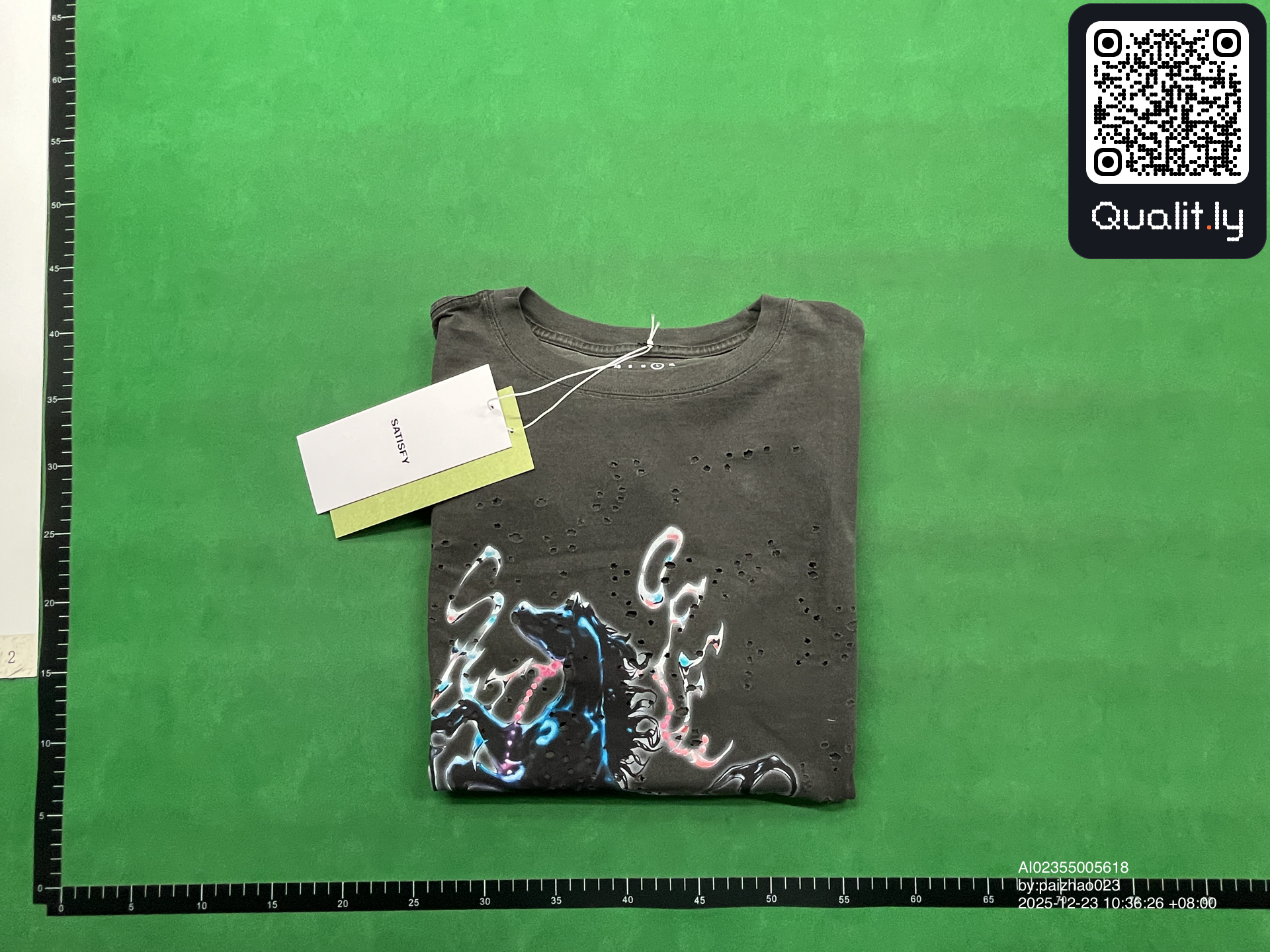 Camiseta — foto QC 1 de 28