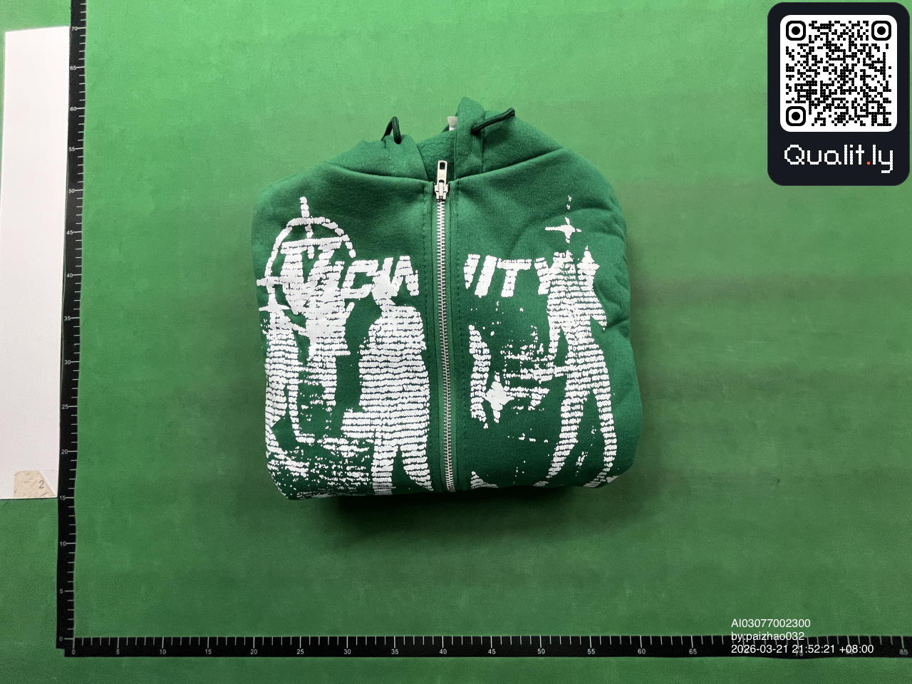 连帽卫衣 QC 照片 1 / 8