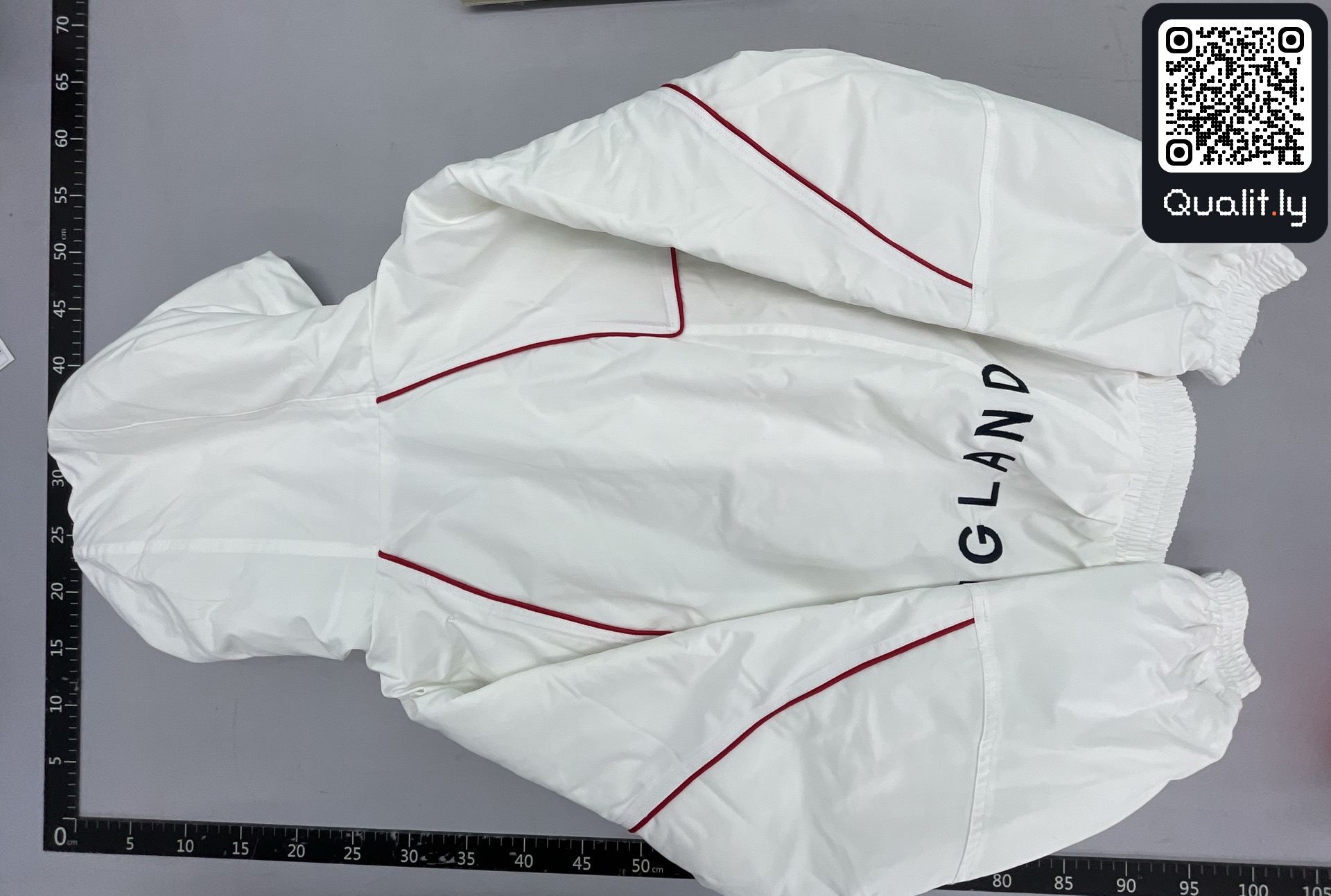 Jacket QC photo 2 of 42