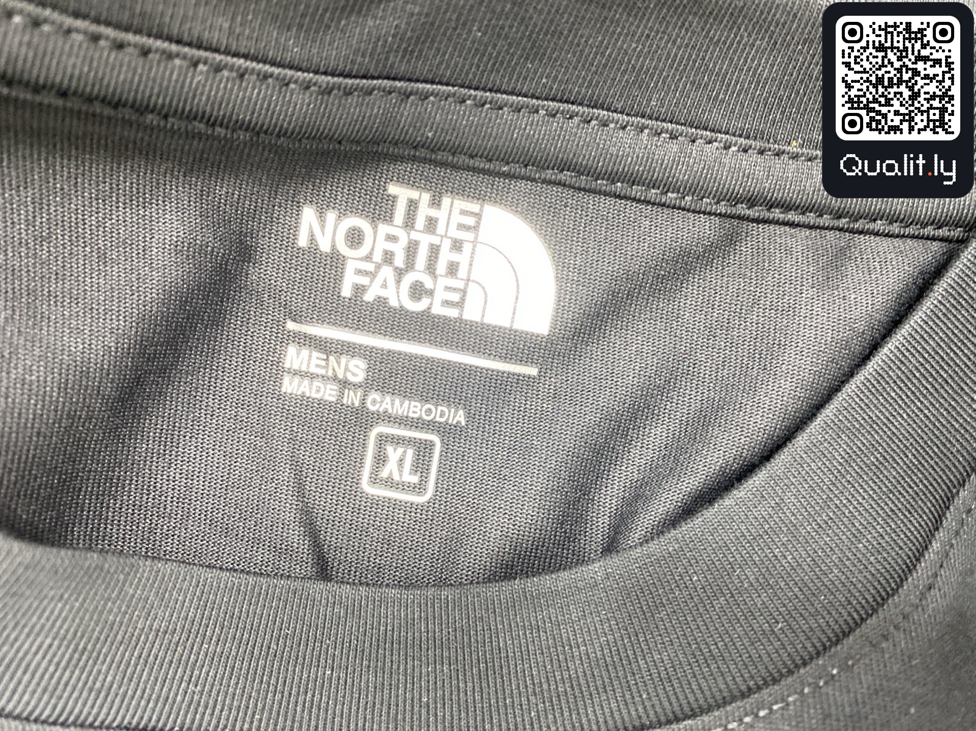 T-shirt — foto QC 1 di 87