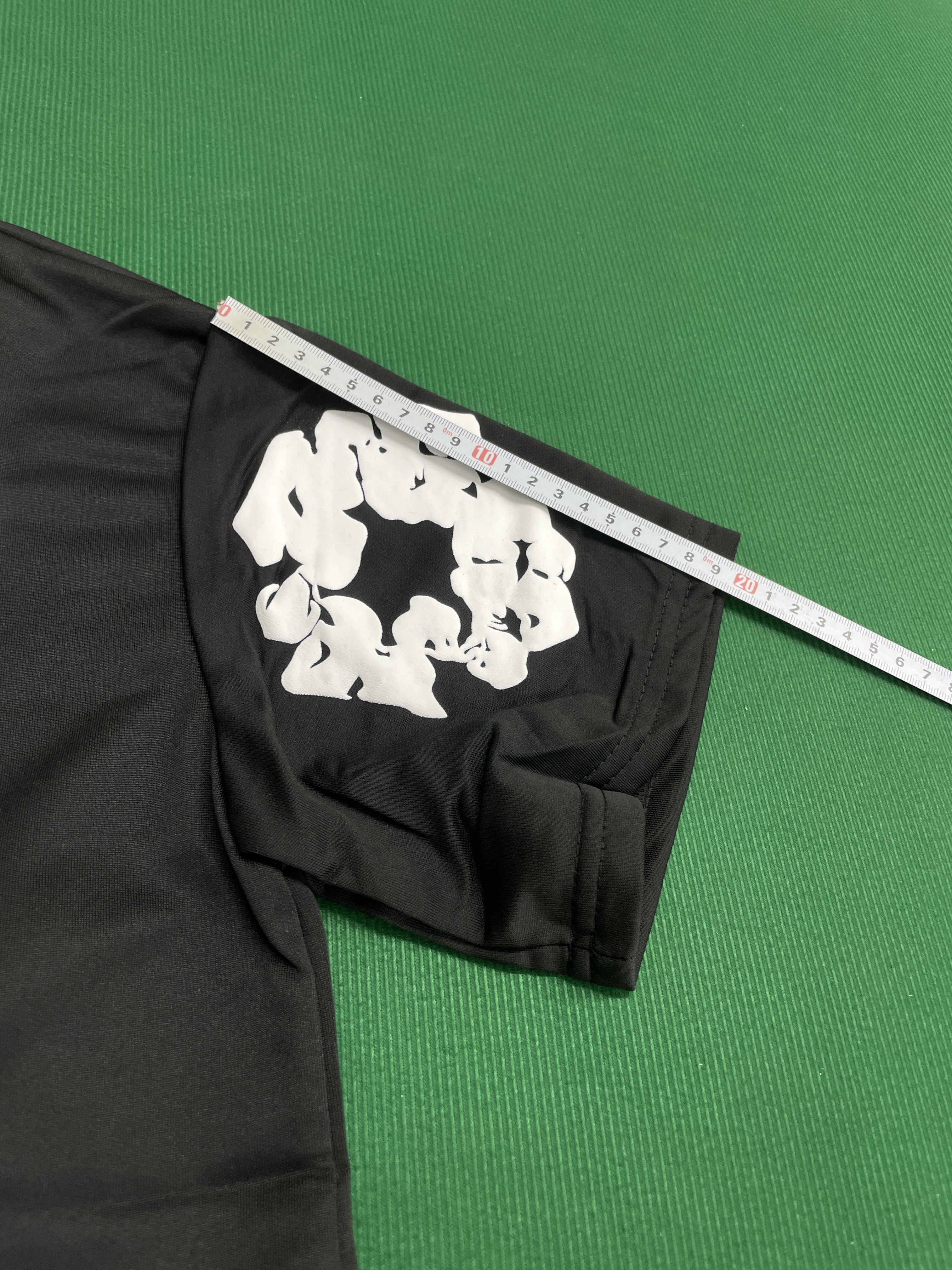 T-shirt QC photo 3 of 10