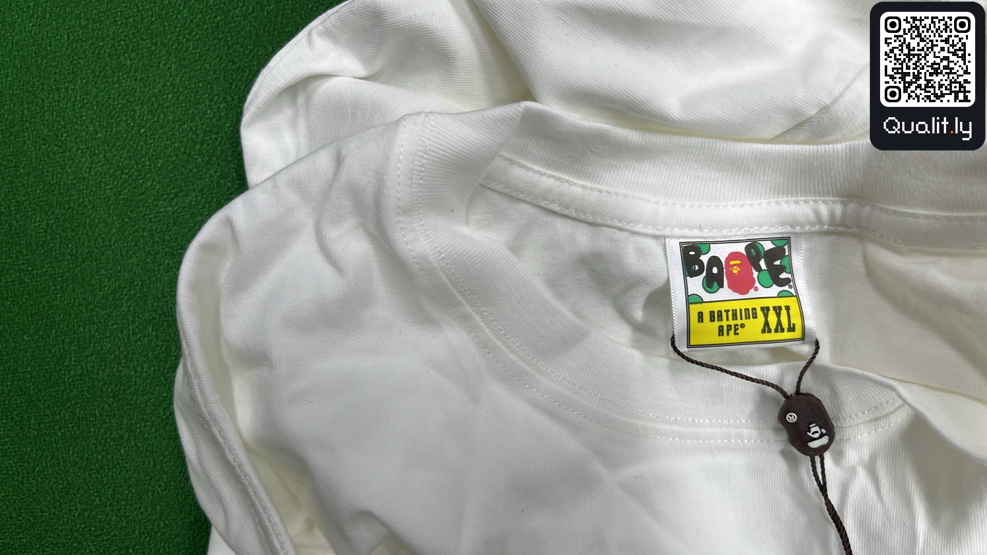 T-shirt — photo QC 1 sur 18