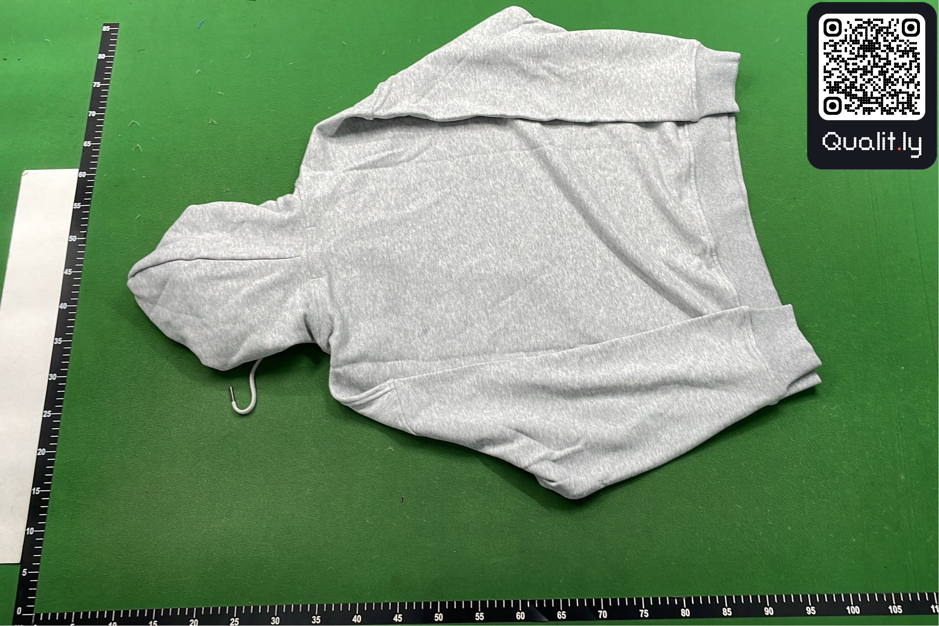 Hoodie QC photo 3 of 16