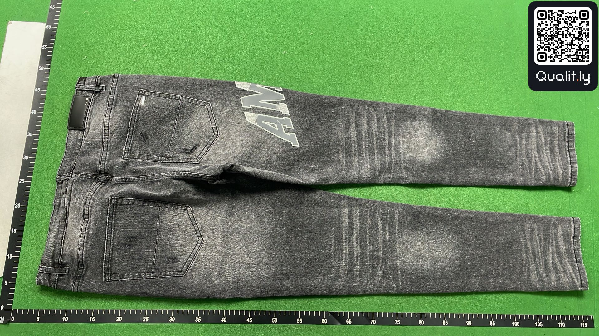 Jeans — QC-foto 3 van 8
