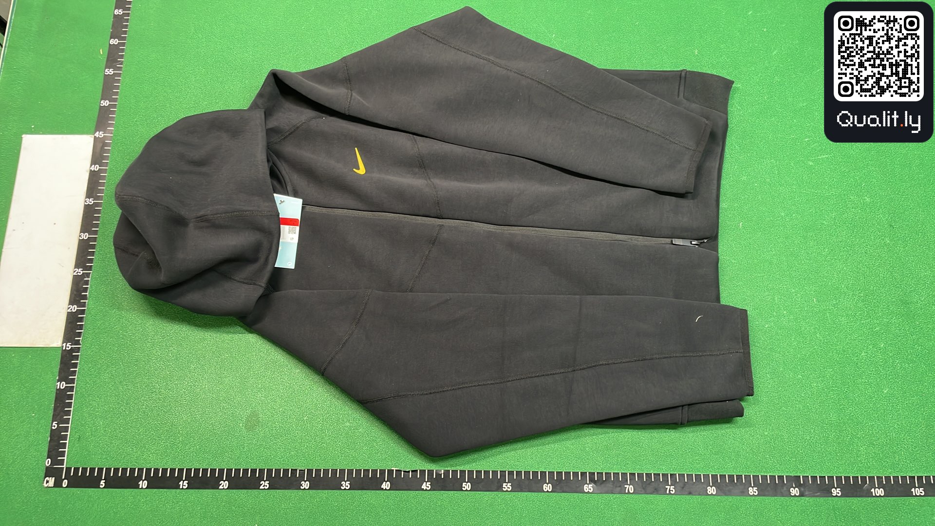 Chaqueta — foto QC 2 de 4