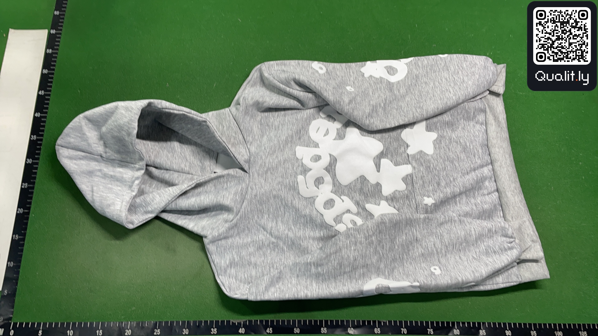 Bluza z kapturem — zdjęcie QC 2 z 12
