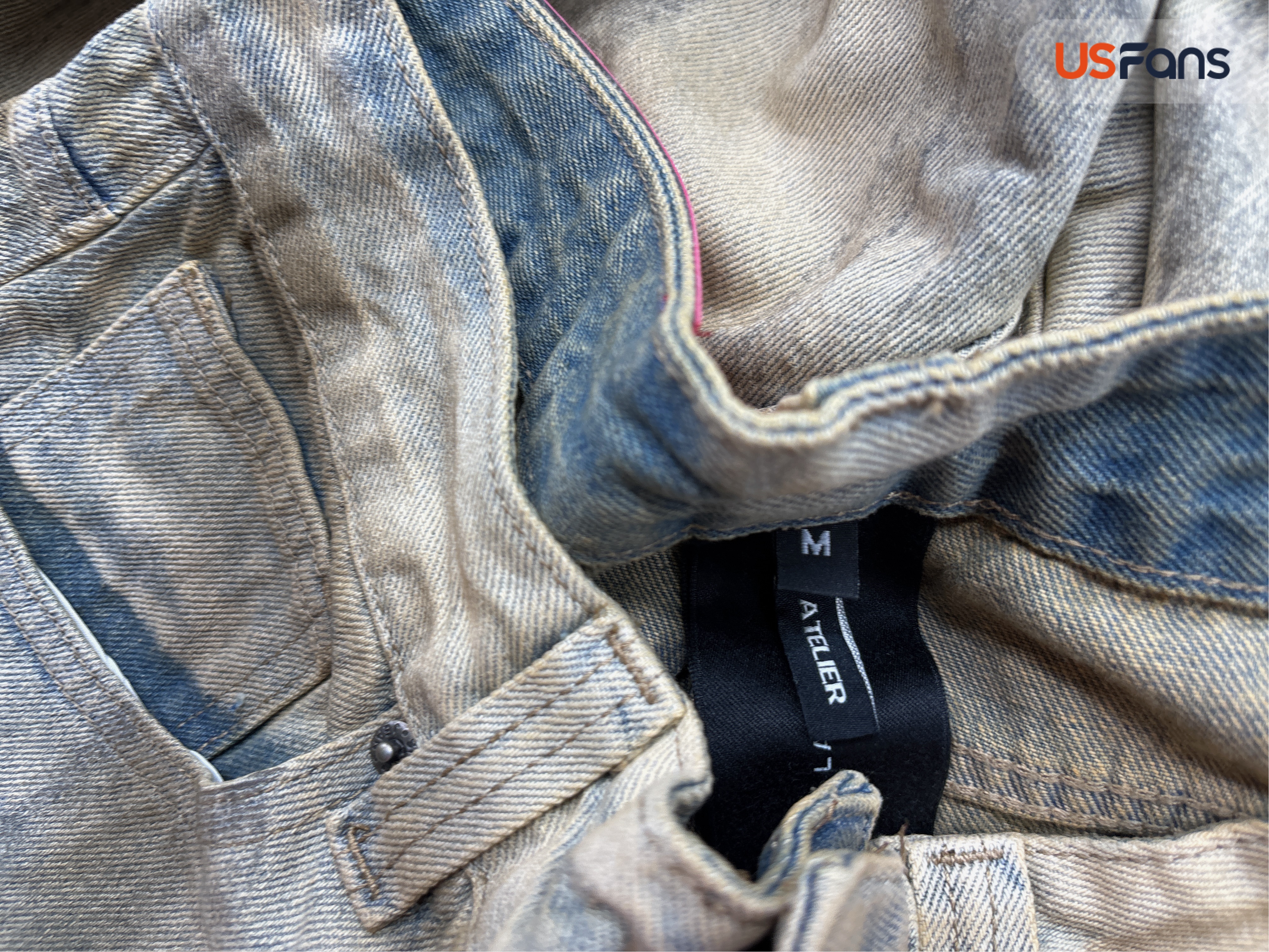 Jeans — QC-foto 1 av 4
