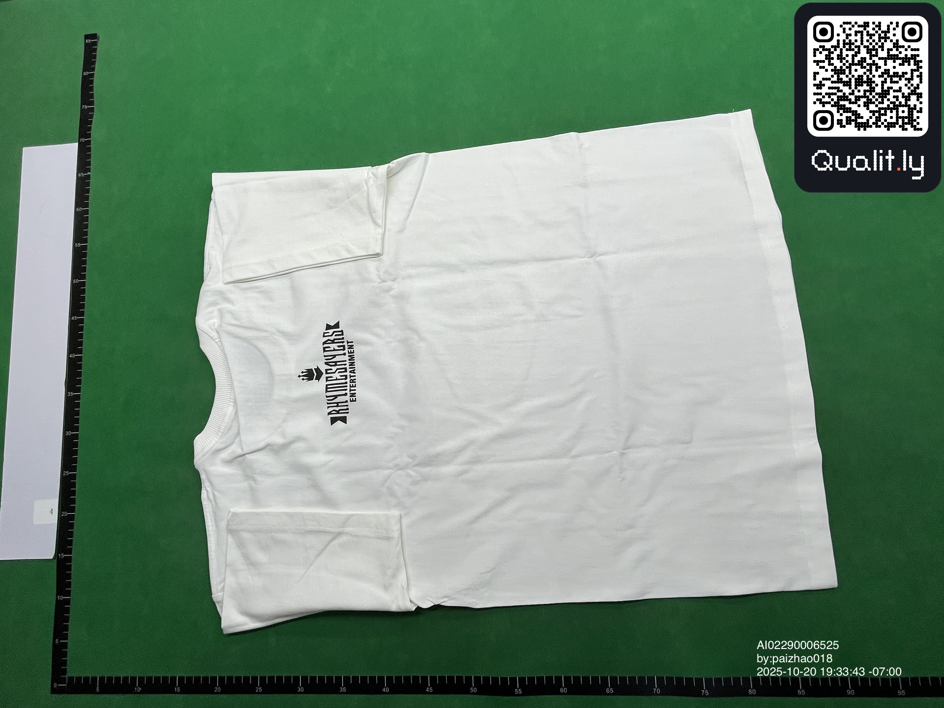 T-shirt — photo QC 2 sur 28