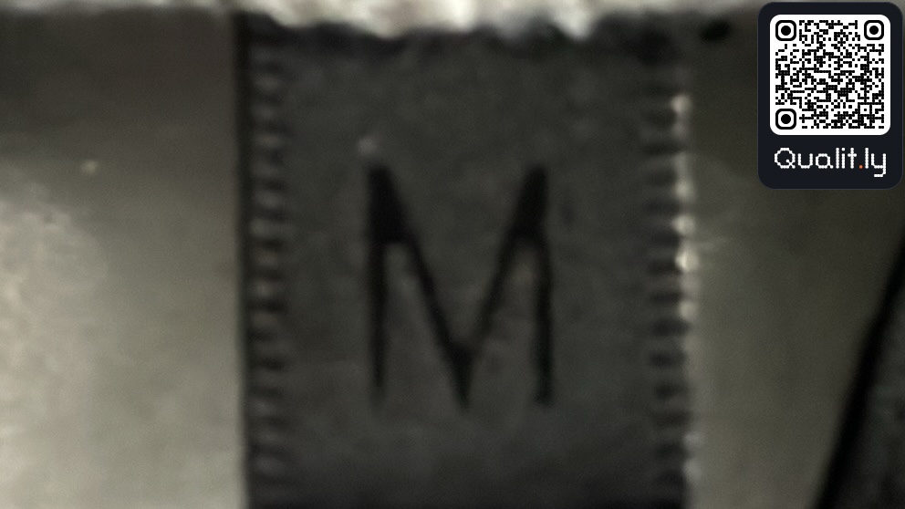 Hoodie — QC-Foto 1 von 15