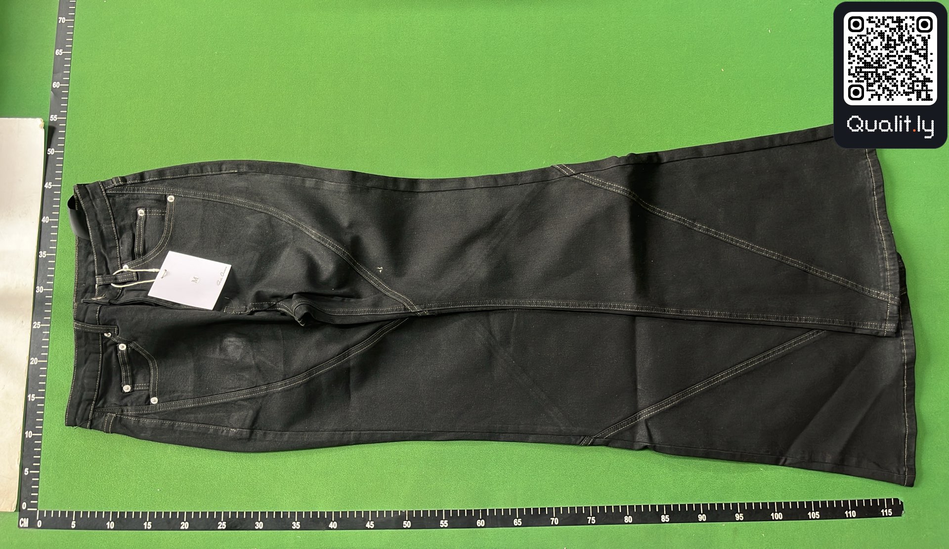 Jeans — QC-foto 2 van 8