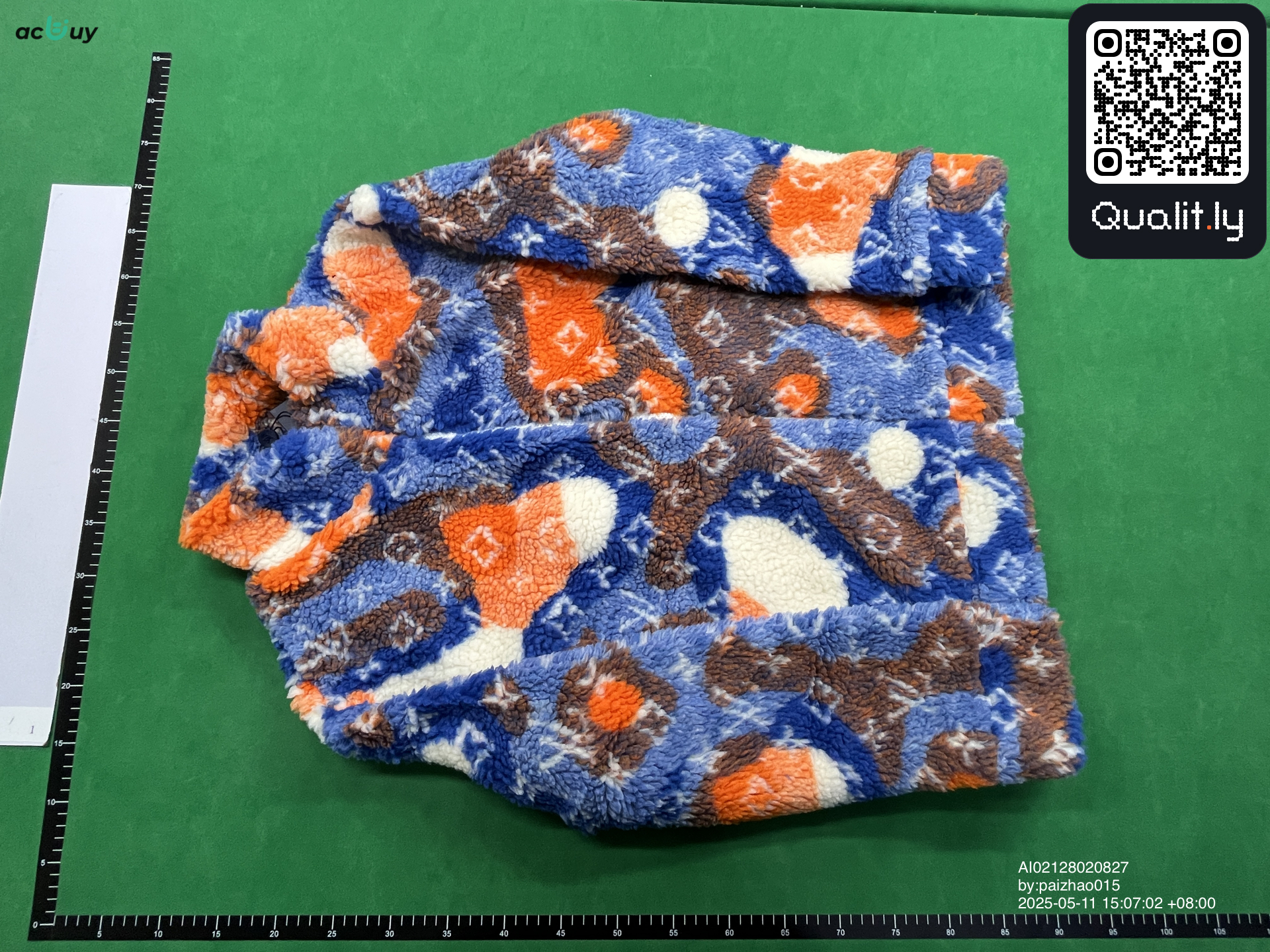 Jacket QC photo 3 of 8