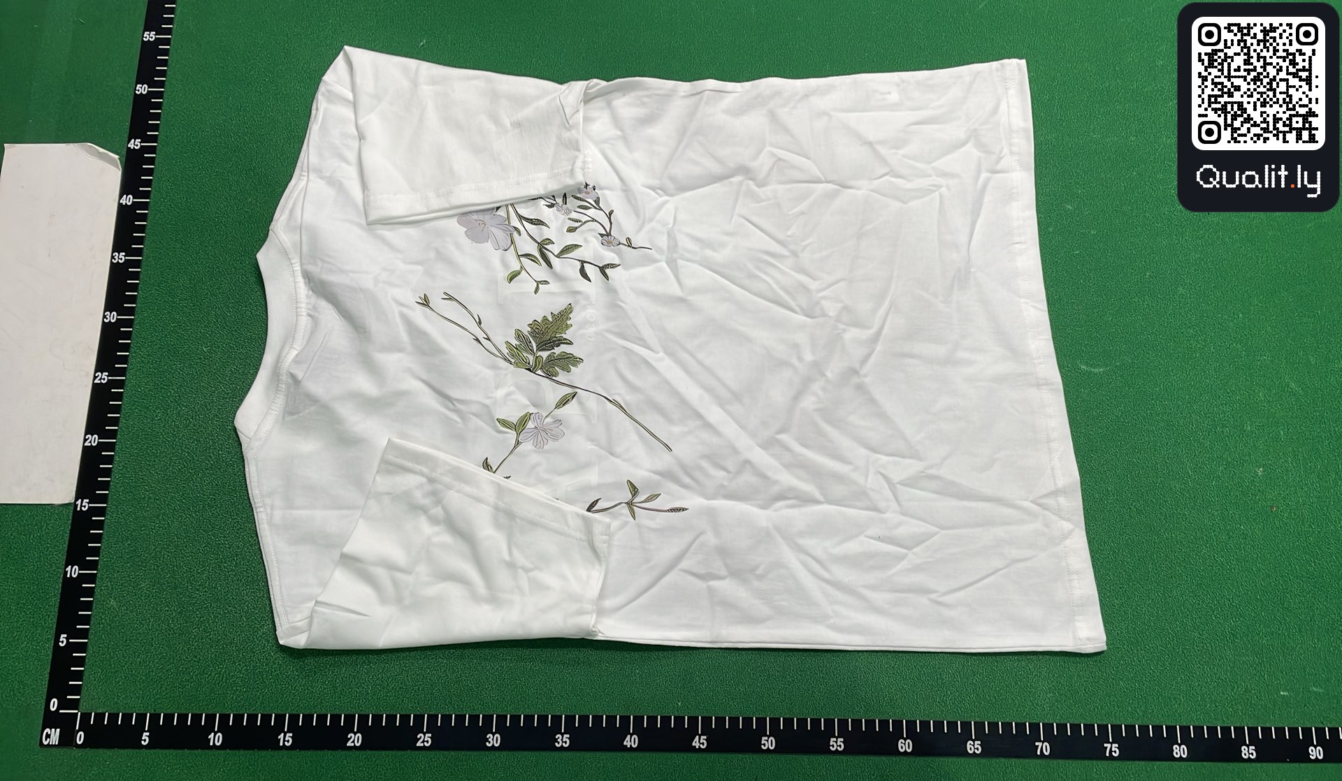 T-shirt QC photo 3 of 4