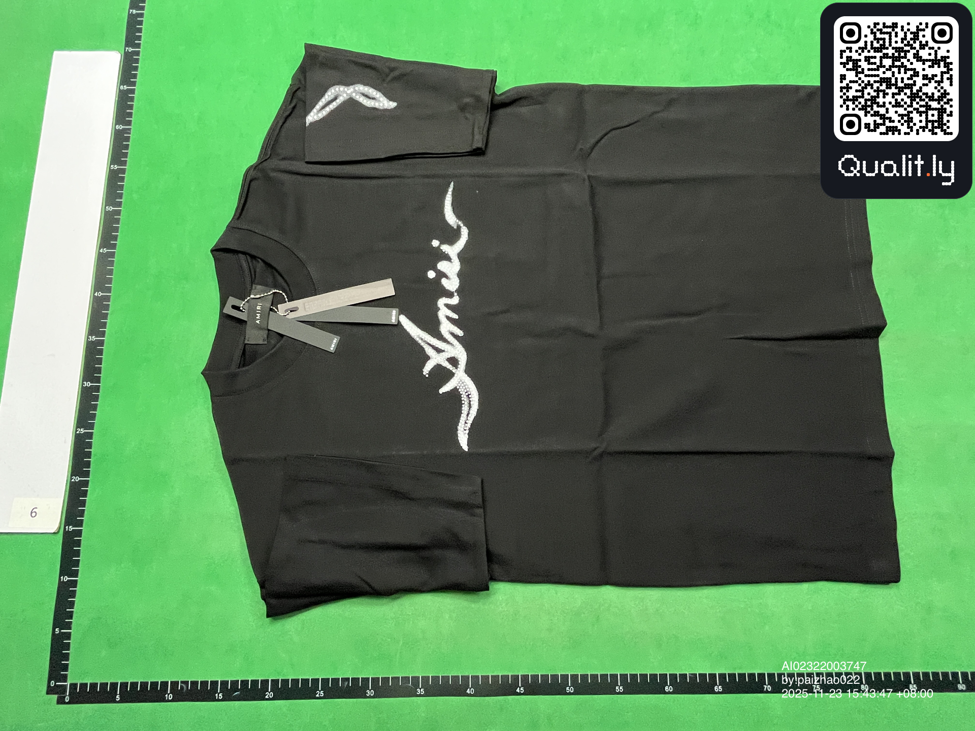 T-shirt — foto QC 3 di 88