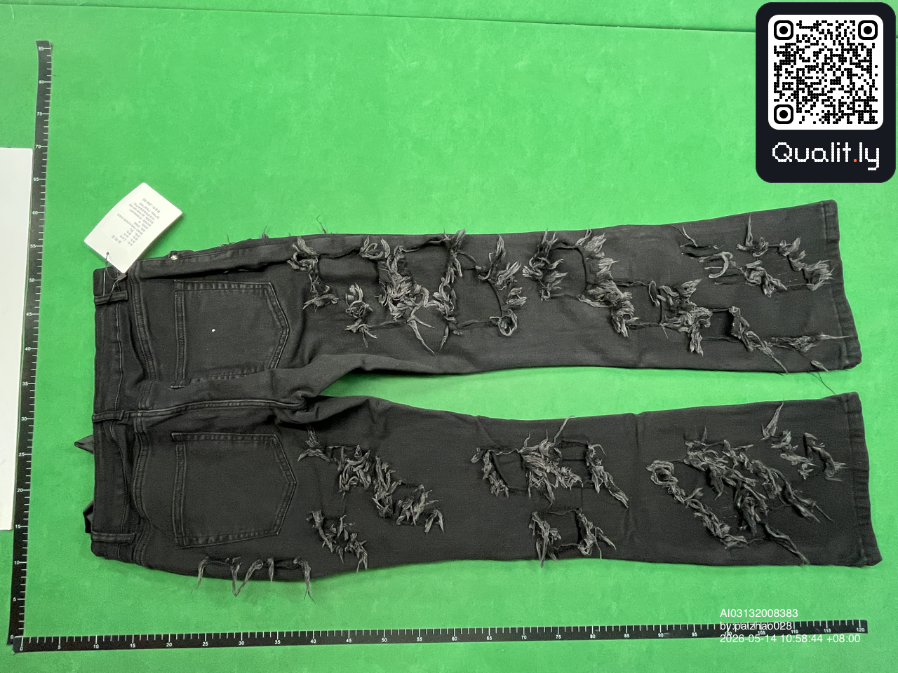 Jeans QC photo 3 of 22