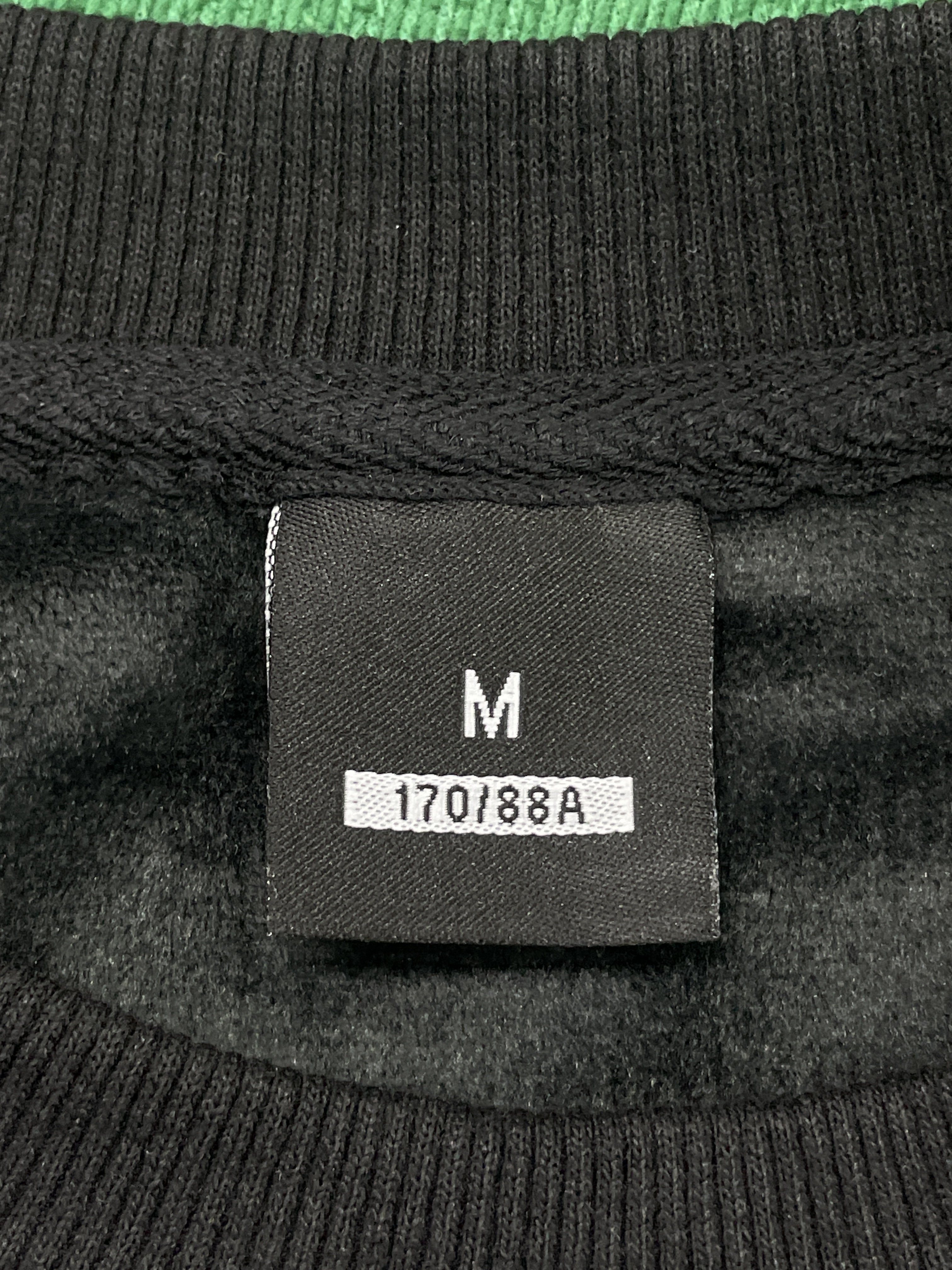 Sweatshirt QC photo 2 of 66