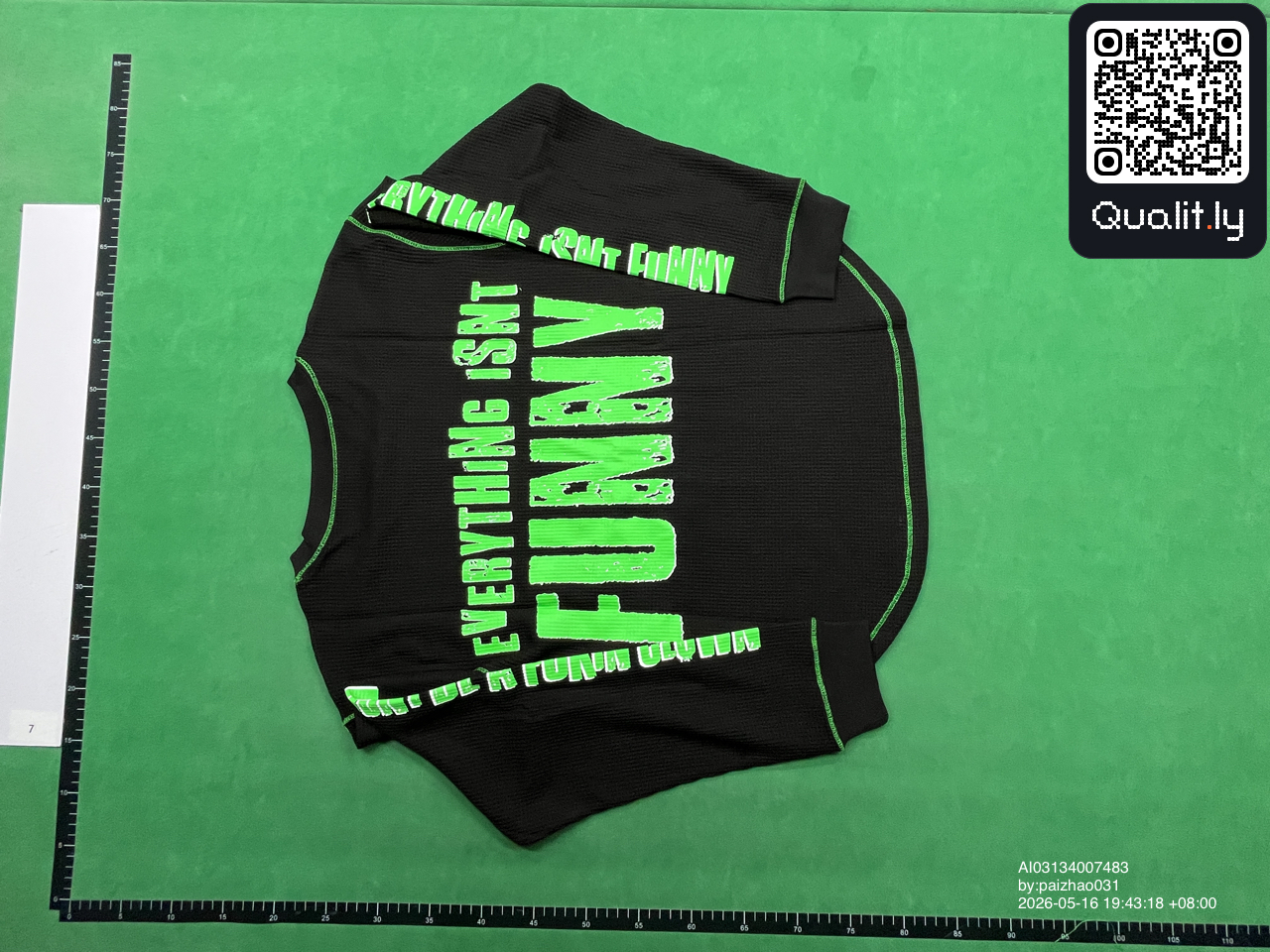T-shirt — foto QC 2 de 4