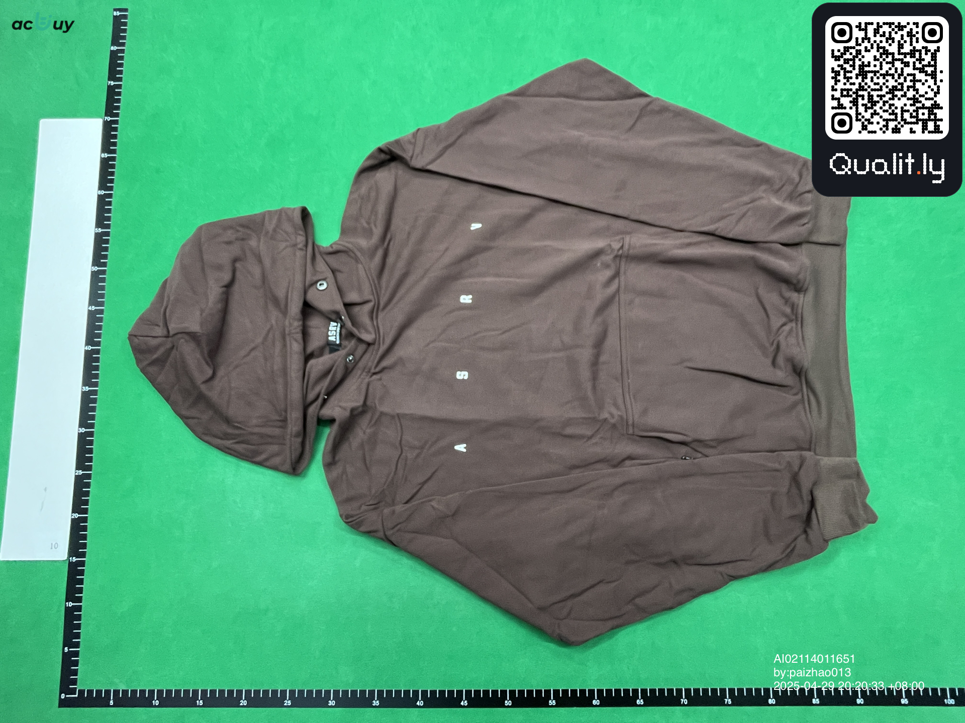 Short — photo QC 3 sur 28