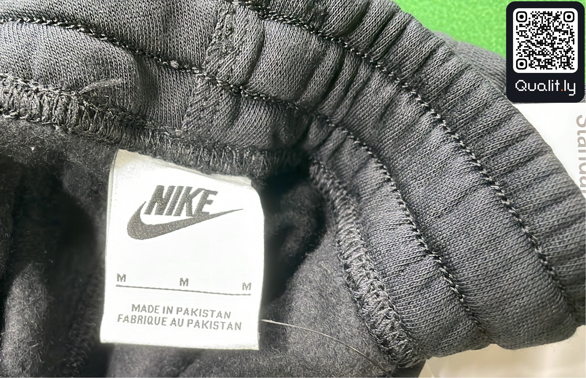 Pantalon — photo QC 1 sur 12