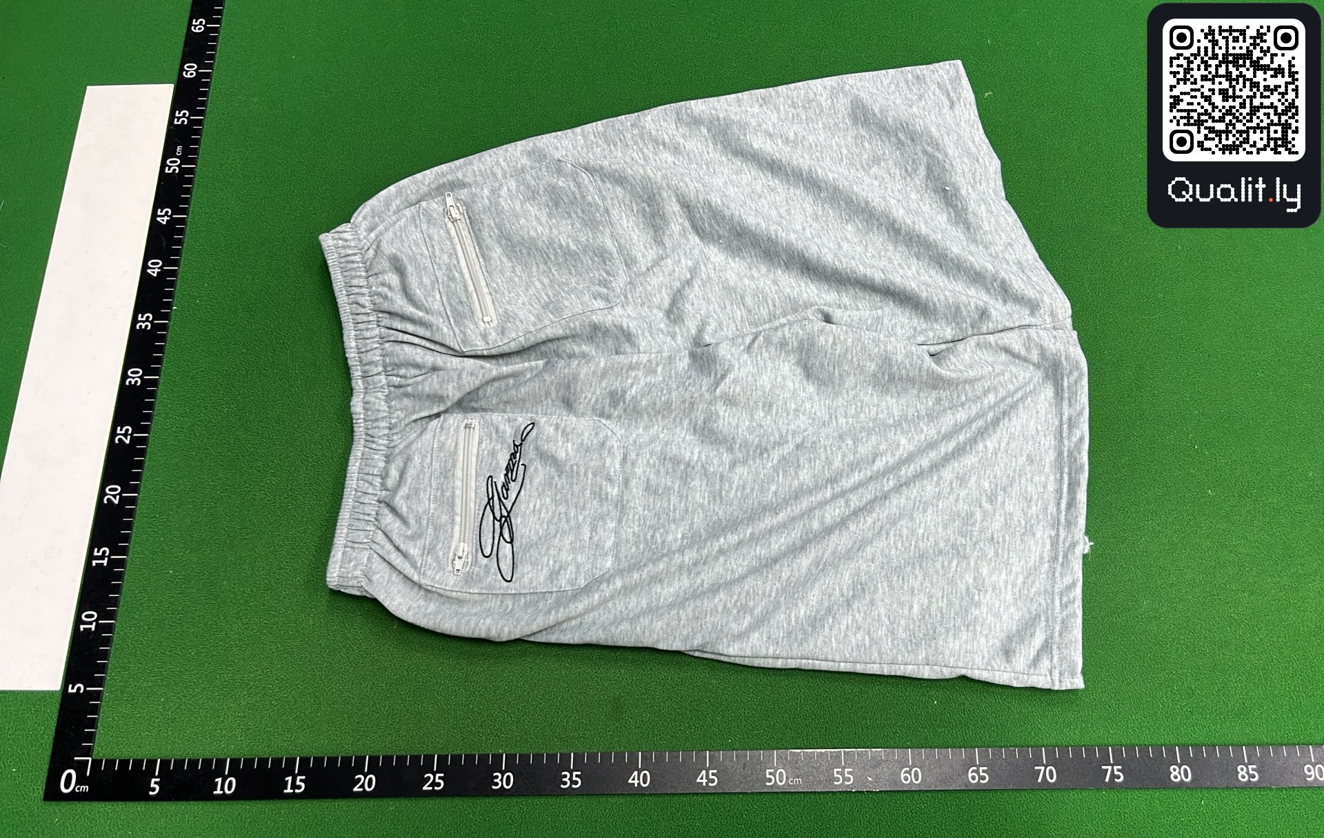 Short — photo QC 3 sur 4