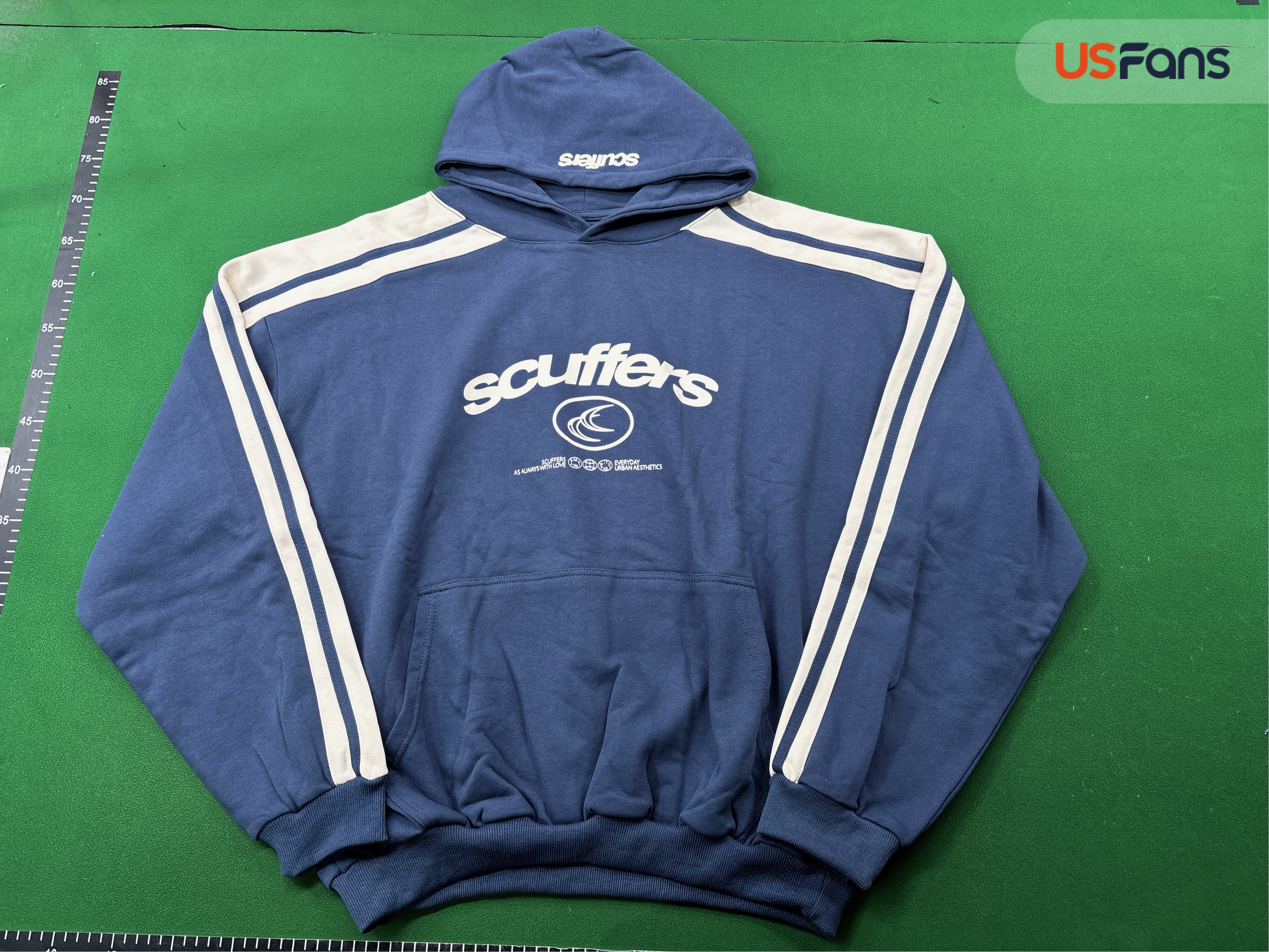 Hoodie QC photo 2 of 4