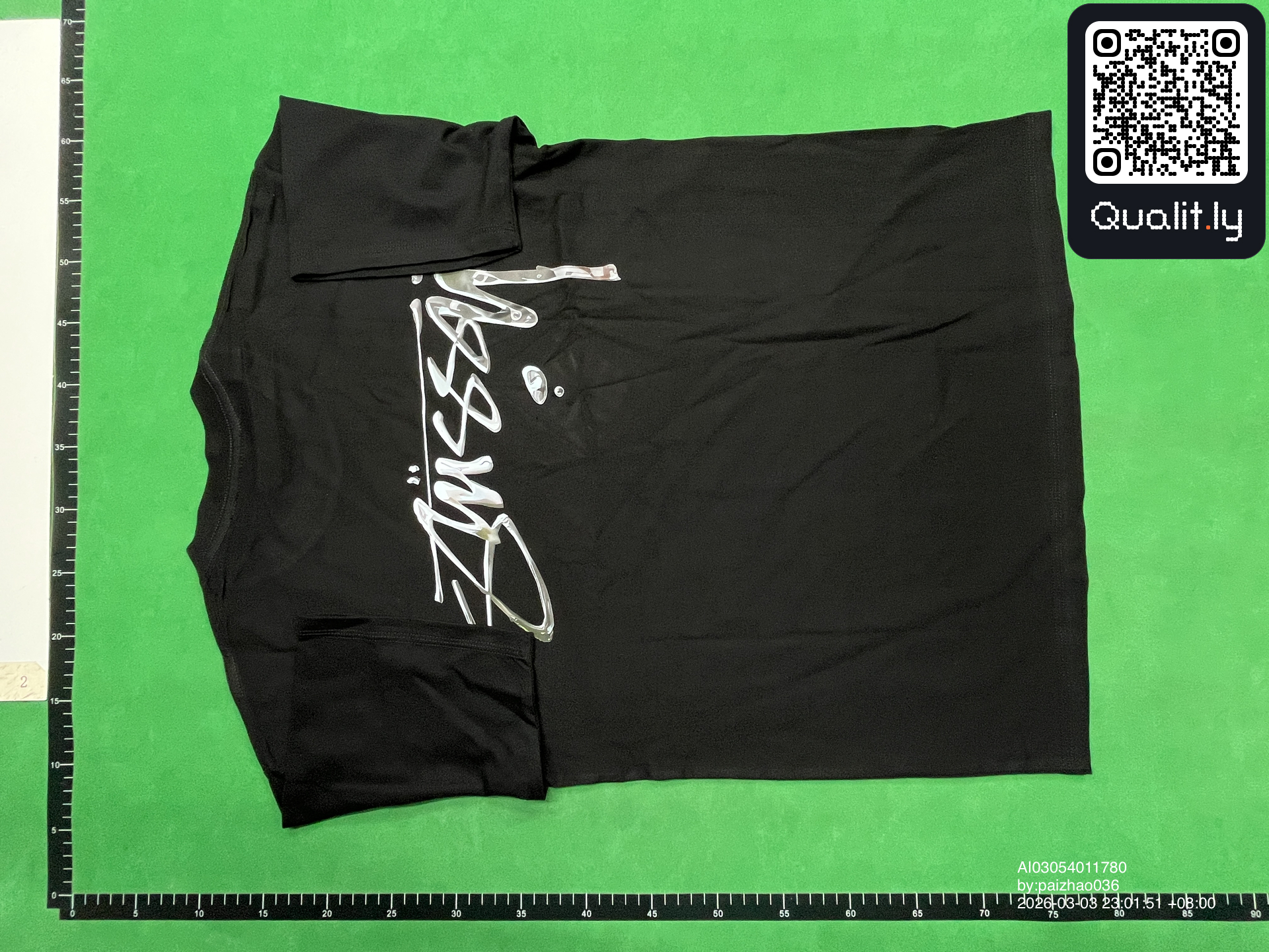 Short — photo QC 2 sur 8