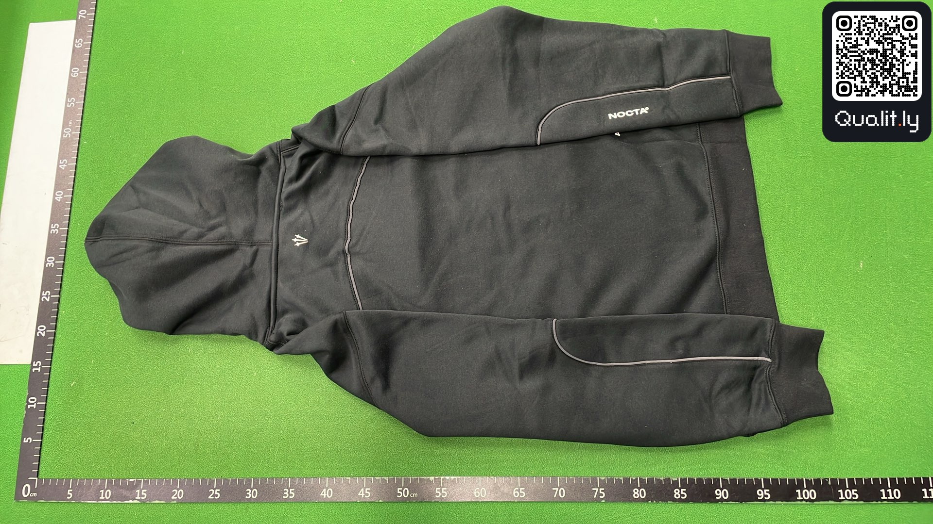 Hoodie QC photo 3 of 5