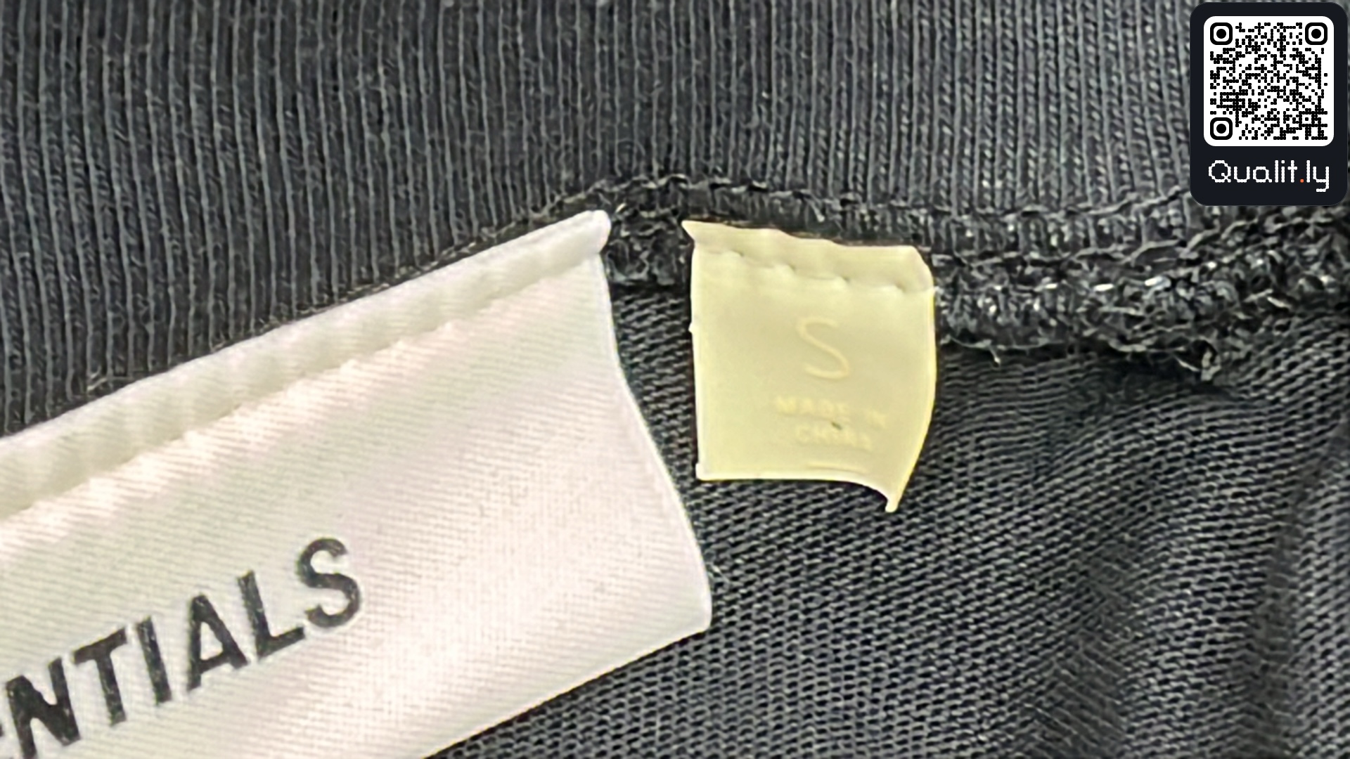Tricou — fotografie QC 1 din 14